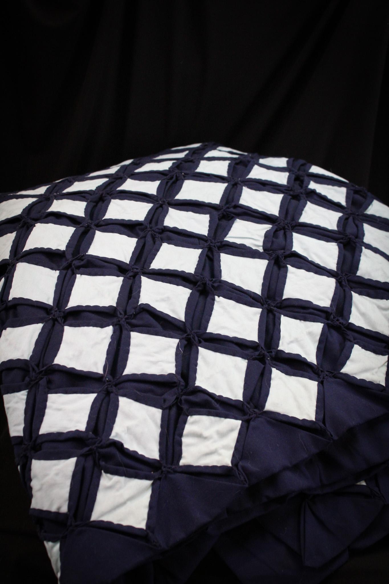 American Cathedral Pattern Quilt (1 of 16)