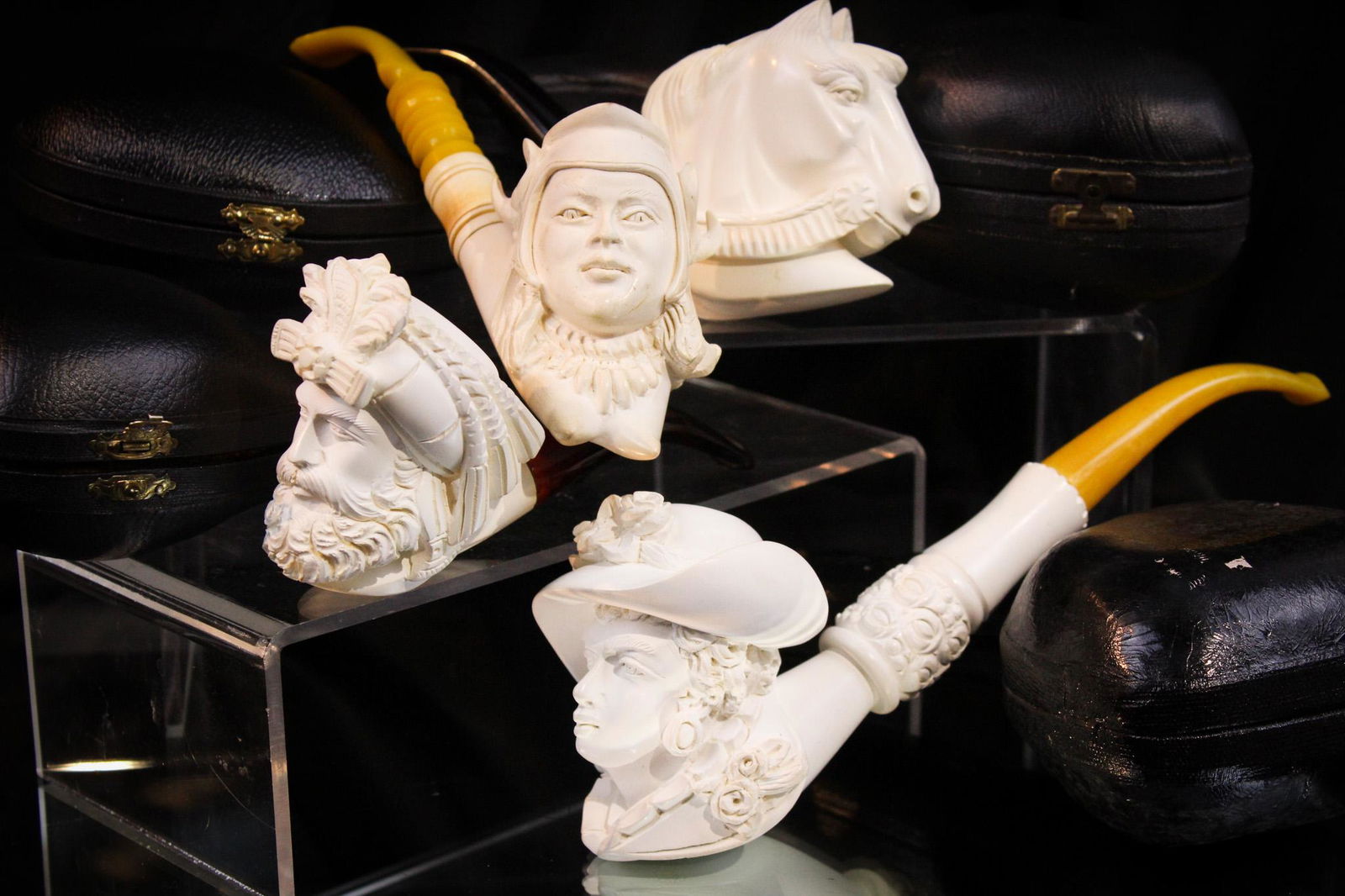 4 pc Lot Lot Meerscham Figural Pipes (1 of 11)