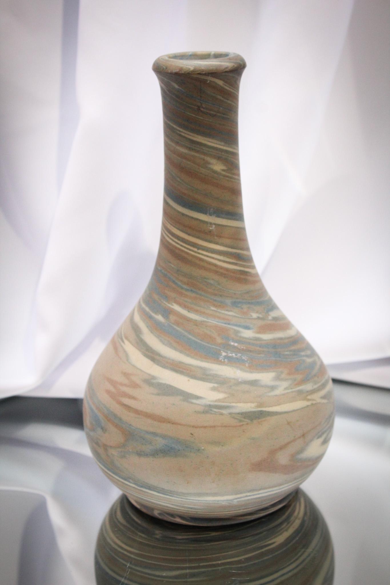 Niloak Pottery Arts & Crafts 10" Swirl Vase (1 of 5)