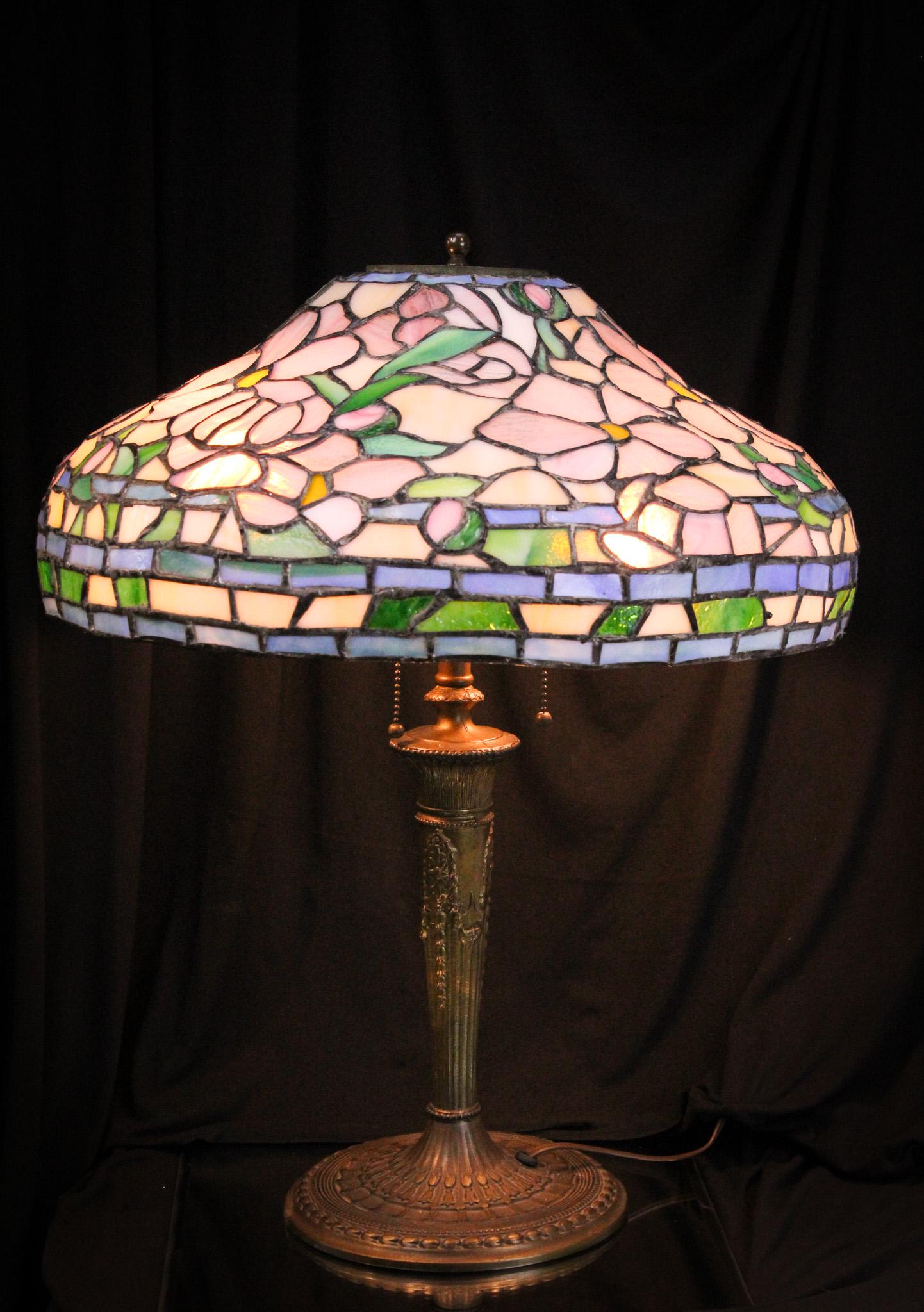 Miller Leaded Glass Table Lamp (1 of 17)