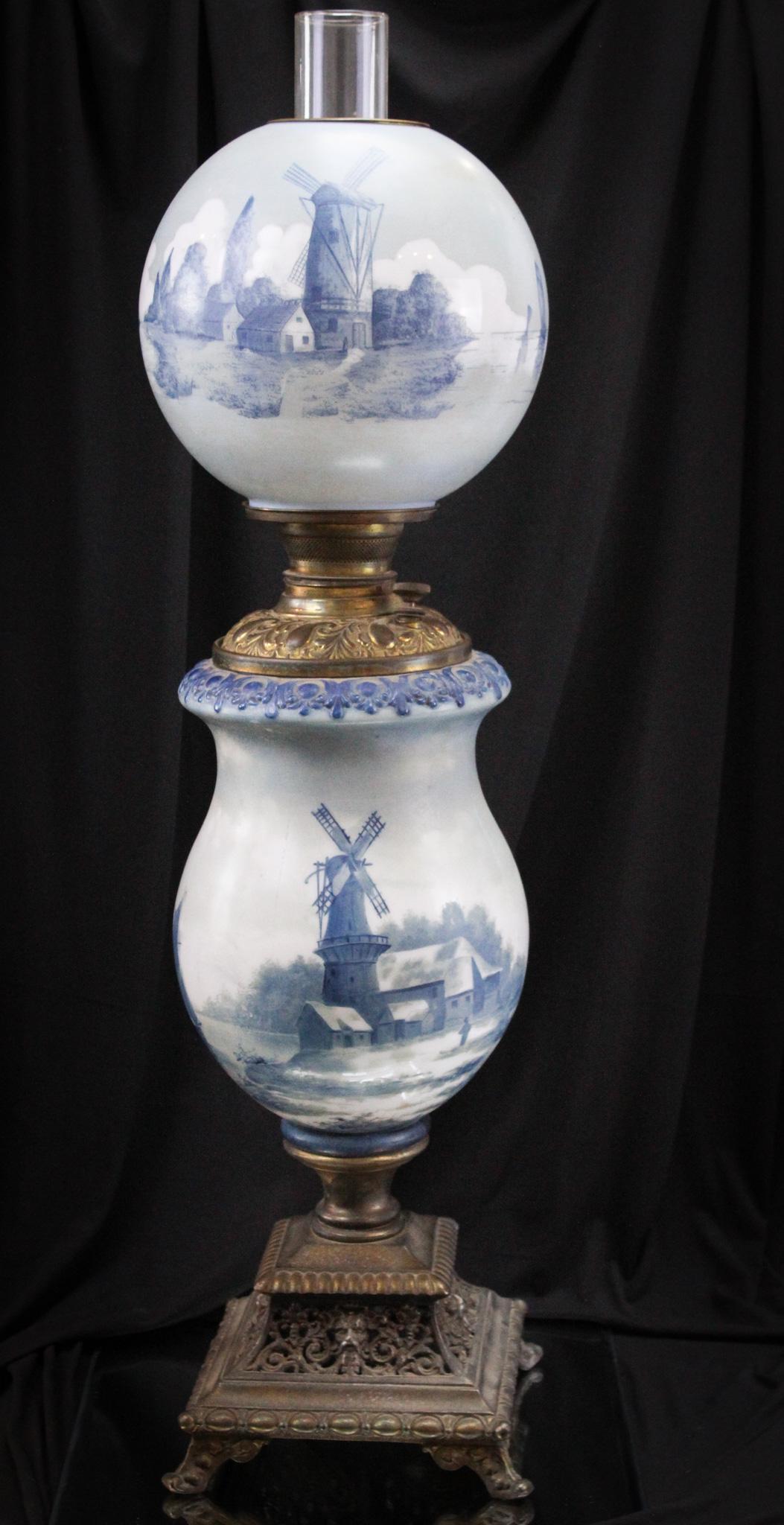 Delft Pairpoint & More Gone with the Wind Lamp: Delft decoration Lamp. Pairpoint and more. 30" biggy.