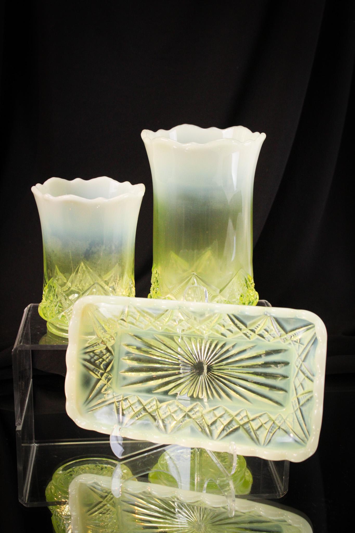 3 pc Lot Diamond Spearhead Vaseline Opalescent Glass (1 of 13)