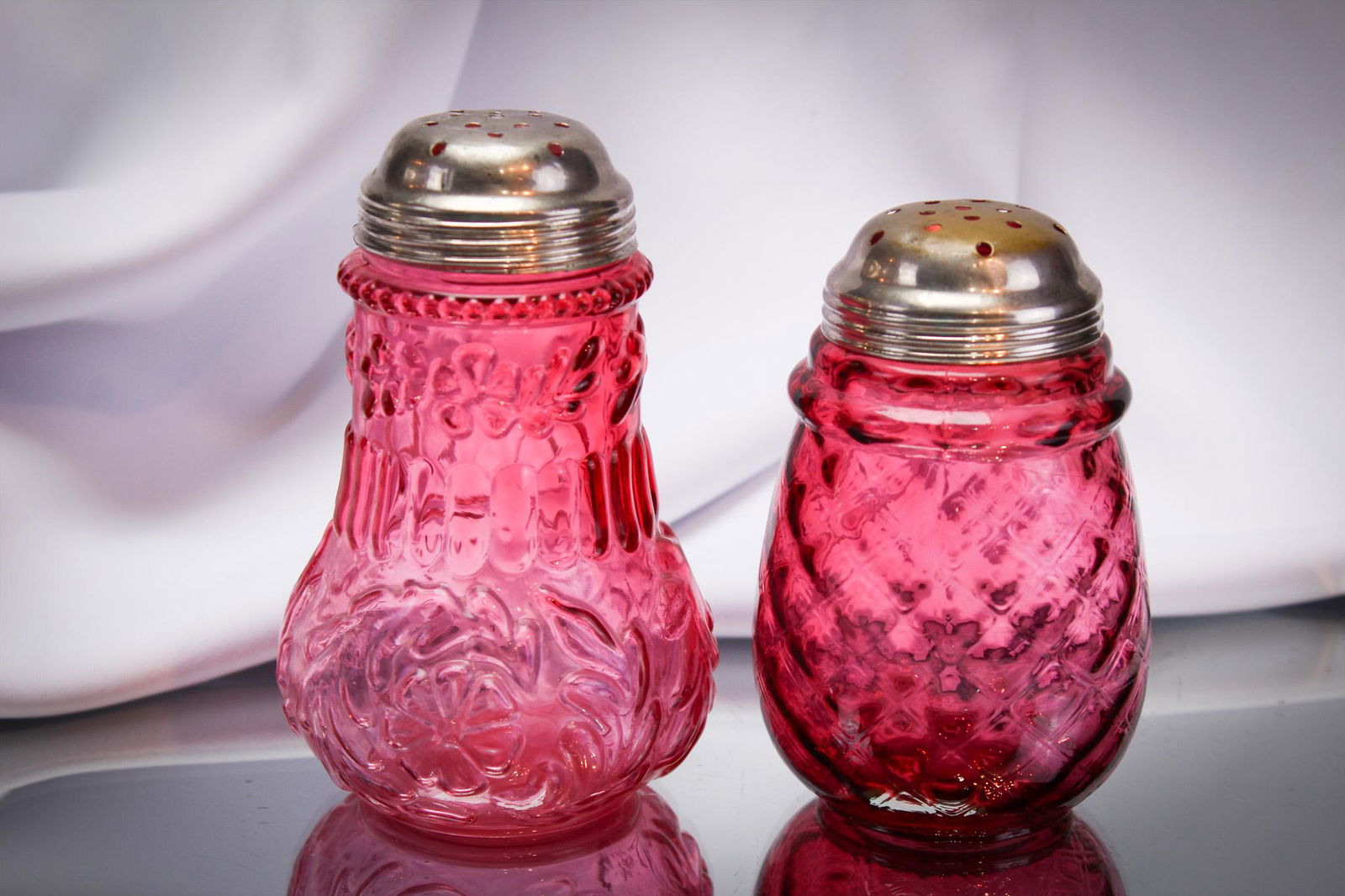 2 pc Lot Victorian Glass Sugar Shakers (1 of 11)