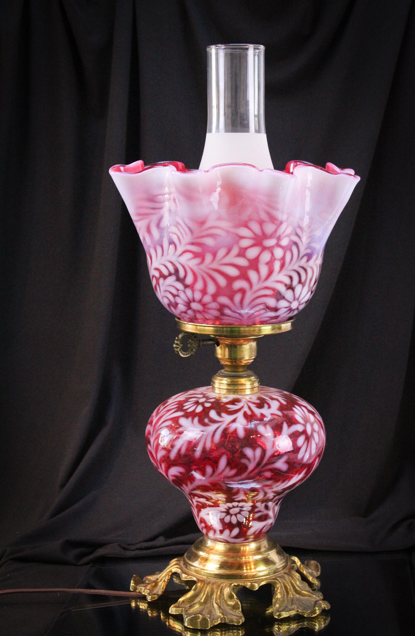 Fenton Cranberry Opalescent Daisy & Fern Lamp (1 of 14)