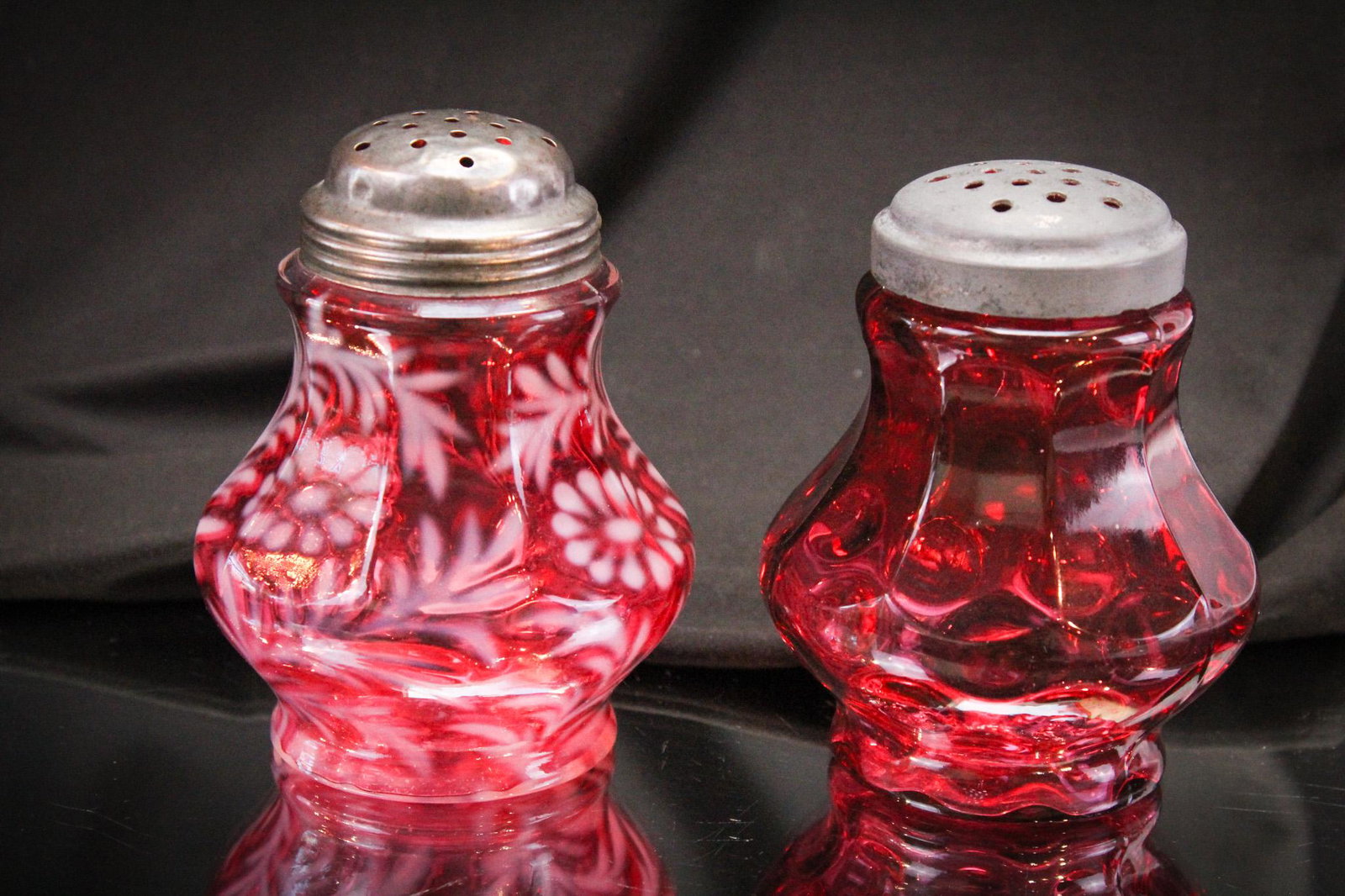 2 Fenton Cranberry Glass Sugar Shakers (1 of 7)