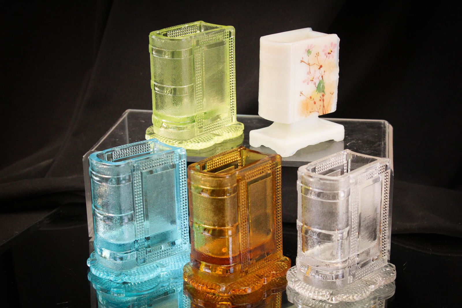 5 pc Lot Victorian Novelty Glass Book Toothpick Holders (1 of 17)