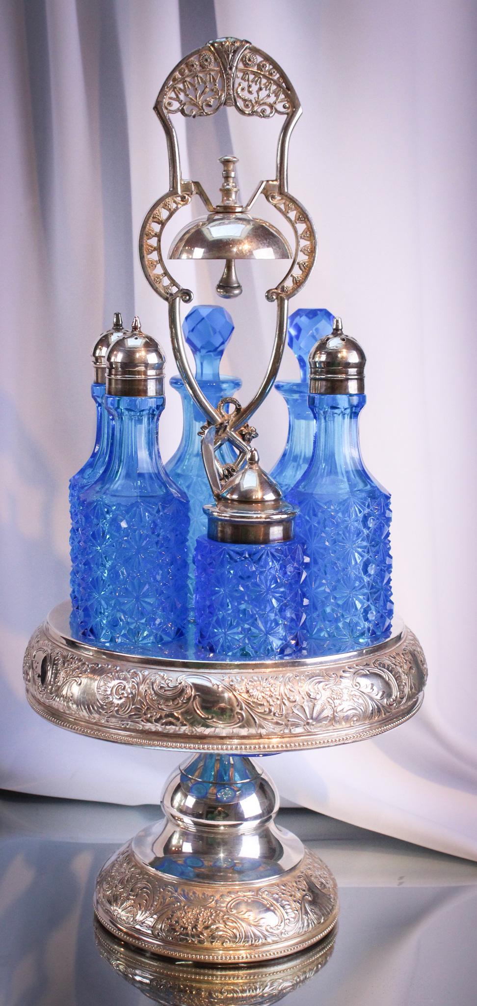 Electric Blue Daisy & Button Meriden Silverplate Condiment Castor (1 of 14)