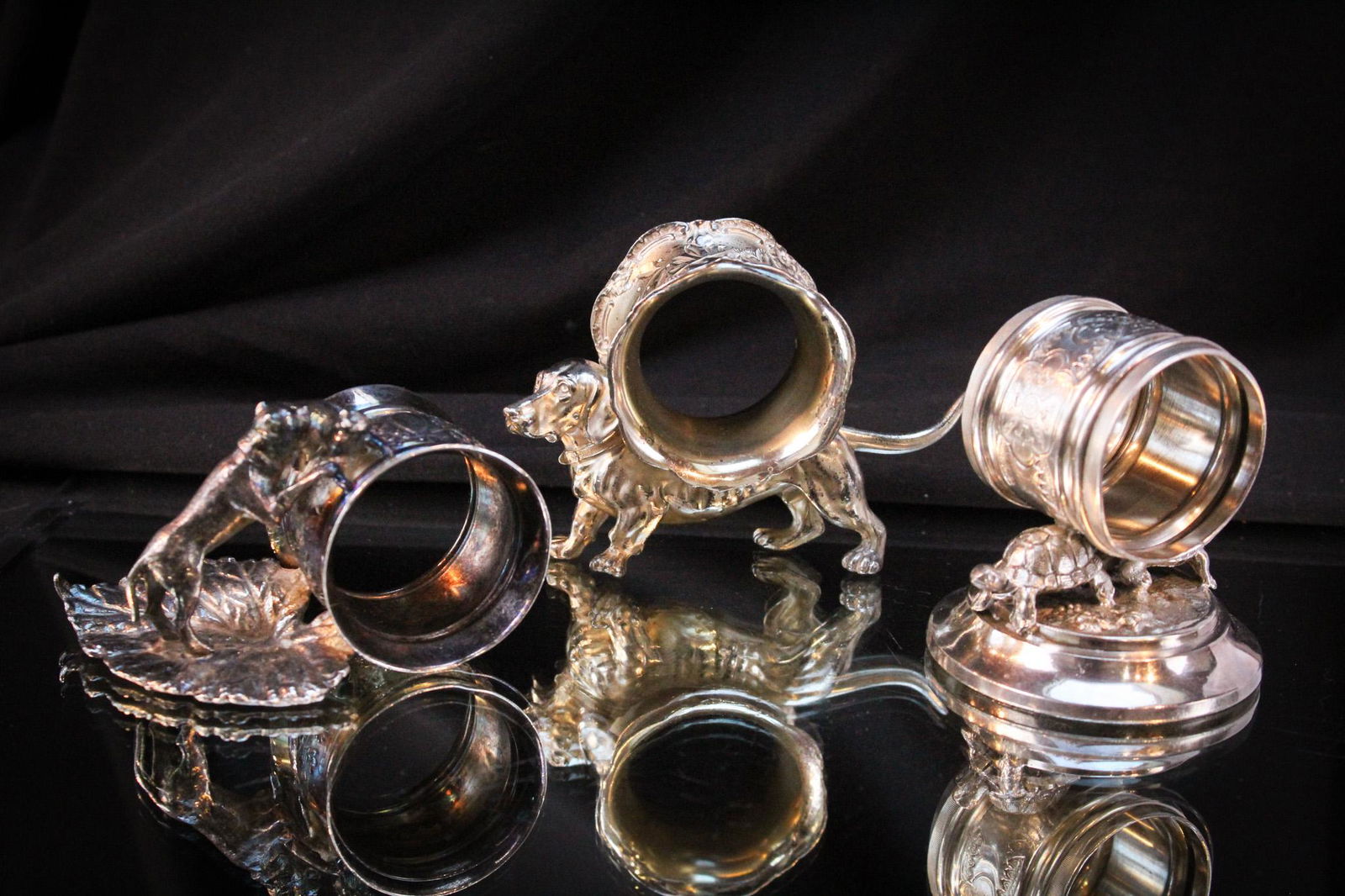 3 Victorian Figural Silverplate Napkin Rings Rogers, Meriden, & More (1 of 13)