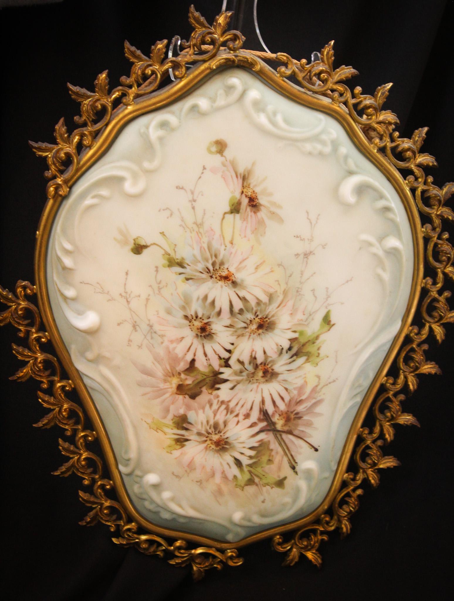 Rare Wavecrest Chrysanthemum Florals Plaque (1 of 18)