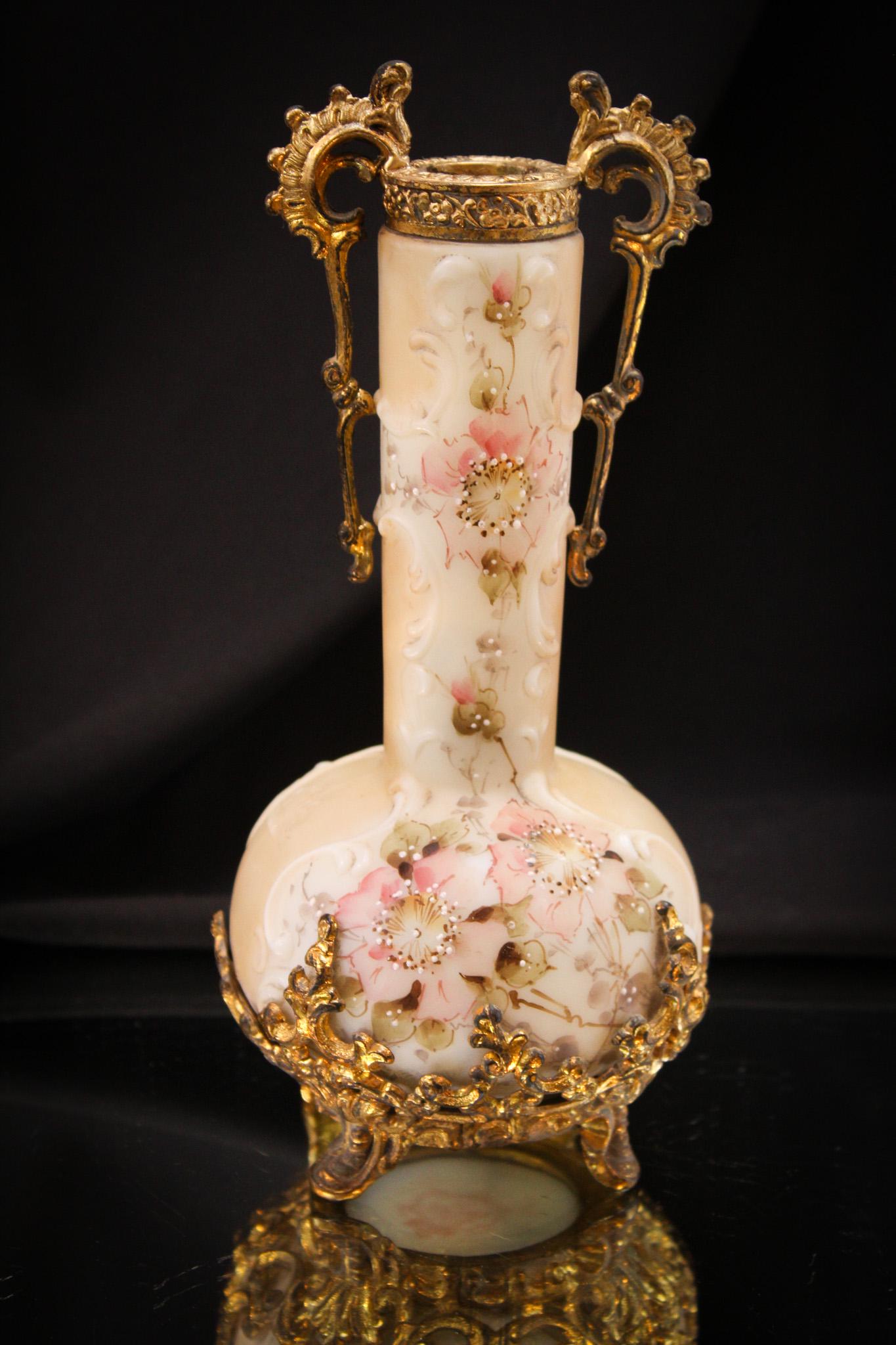 Wavecrest Ormulu Victorian Vase (1 of 7)