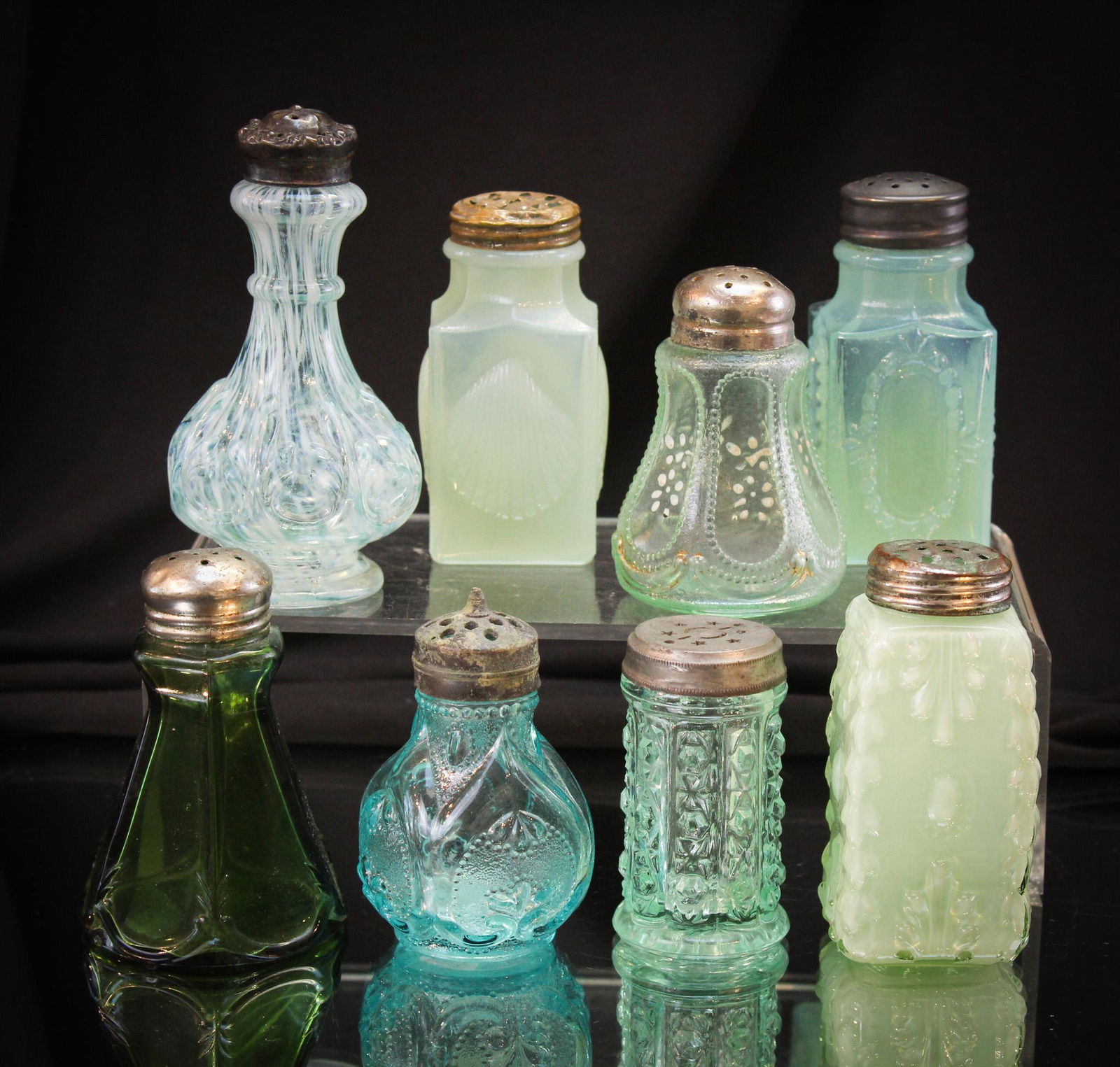 Mega Magnum Auctions 8 pc Lot Victorian Utilitarian Salt Shakers (1 of 3)