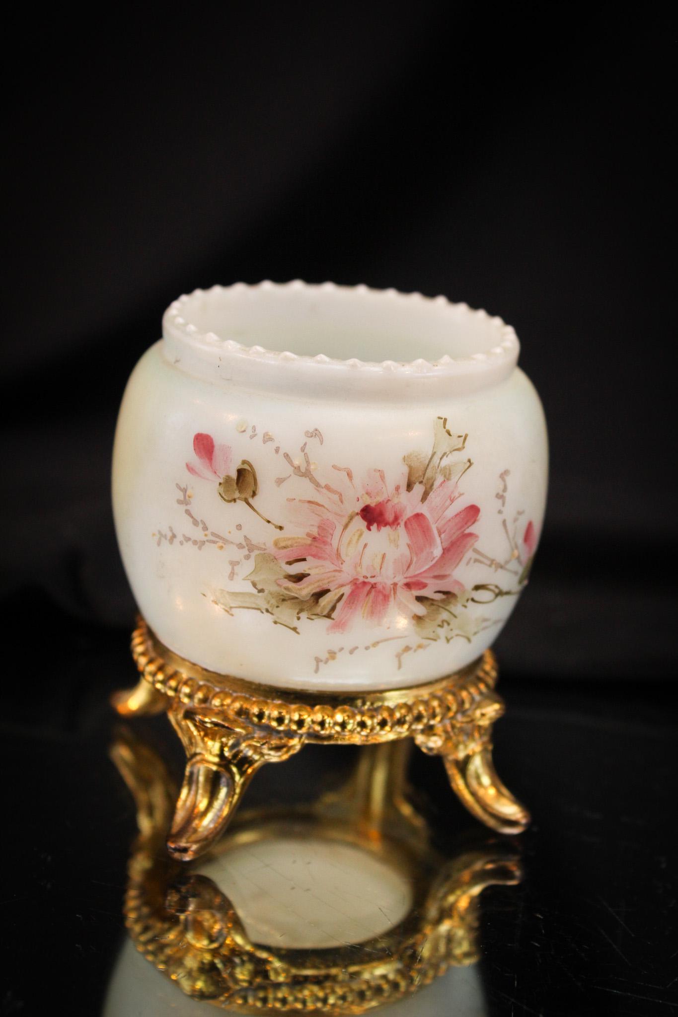 Wavecrest Ormulu Victorian Decorated Toothpick Holder (1 of 6)