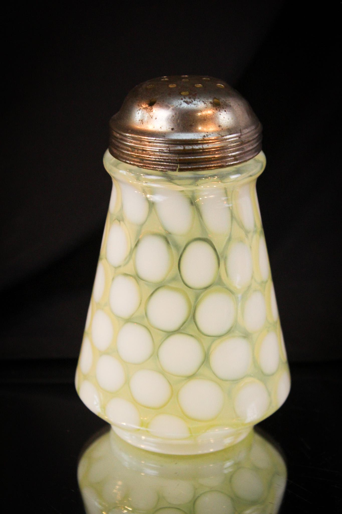 Scarce Vaseline Opalescent Tapered Coinspot Victorian Sugar Shaker (1 of 6)