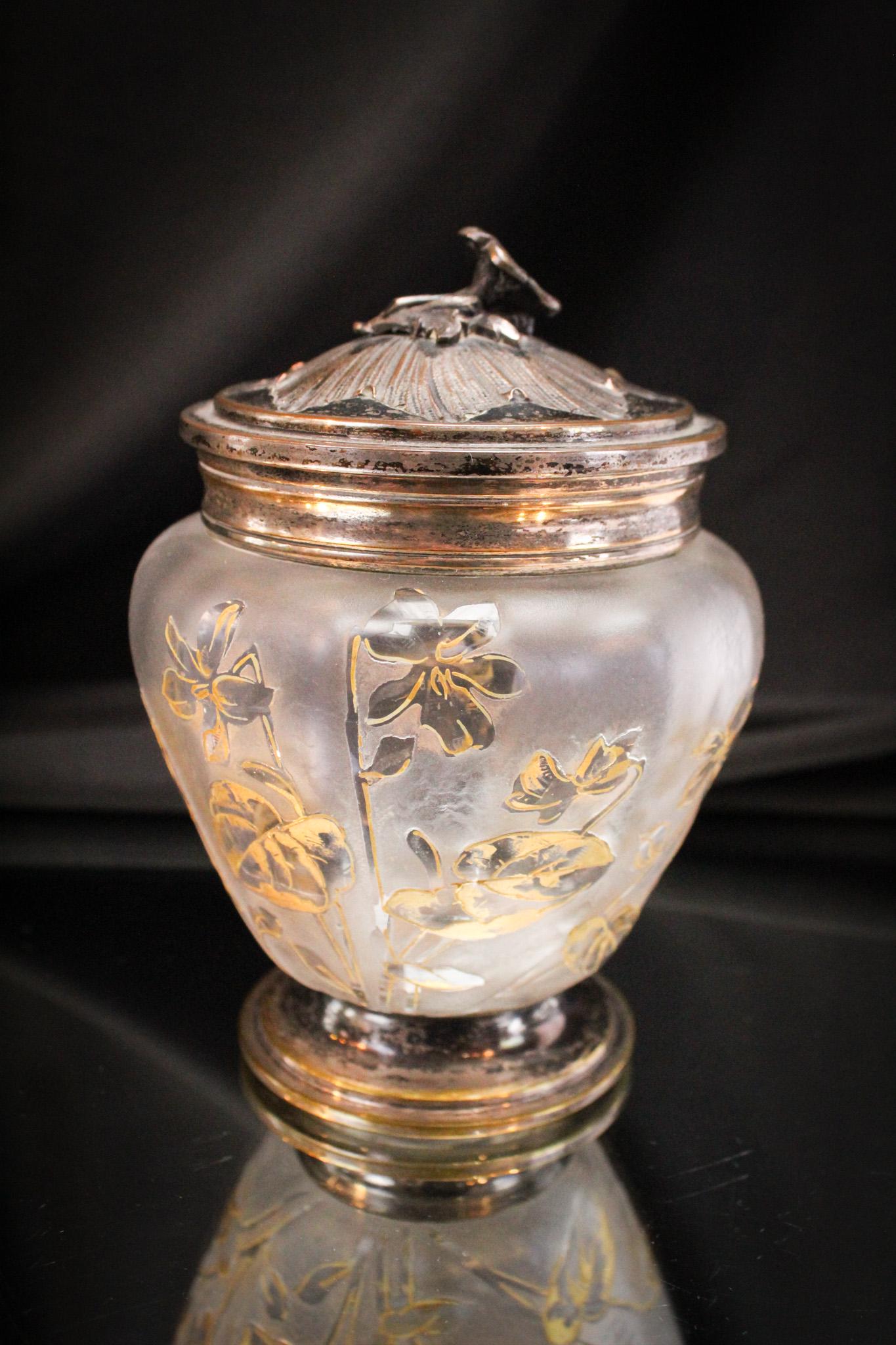 Victor Saglier 4.5" French Cameo Glass Jar Silver Mountings: Wonderful example of Victor Saglier signed French Cameo glass with silver mountings. No makers mark on silver. This great piece measures 4 1/2" tall.