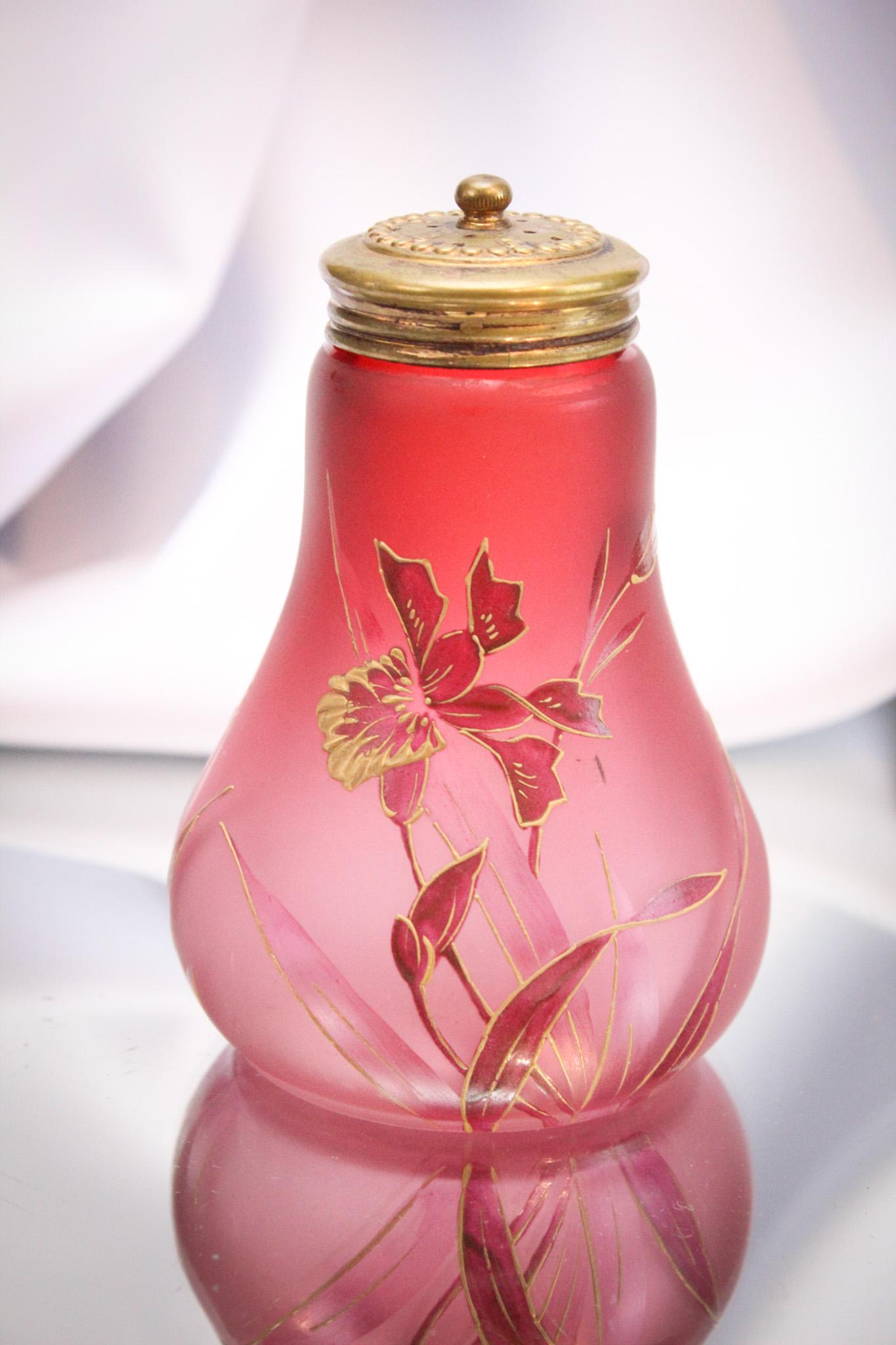 Victorian Cranberry Enameled French Talc Poweder Sugar Shaker (1 of 5)