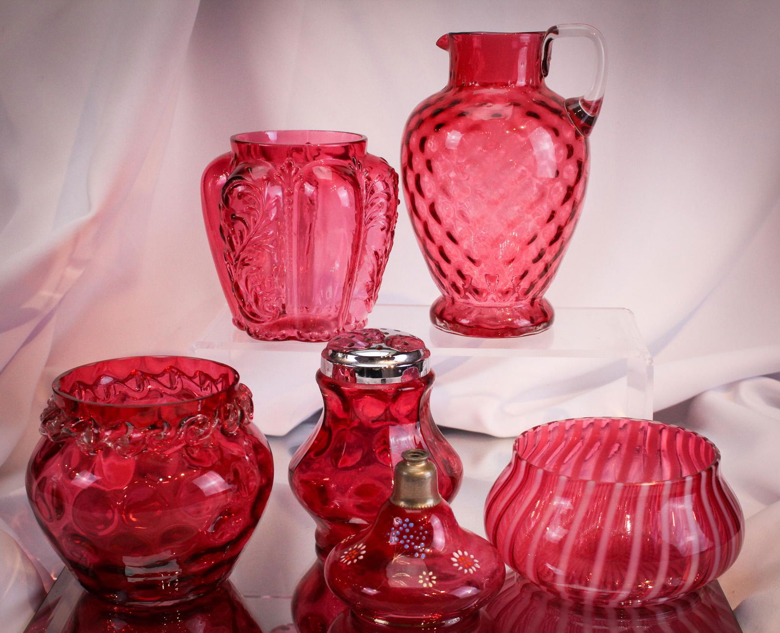 6 pc Lot Cranberry Glass (1 of 16)