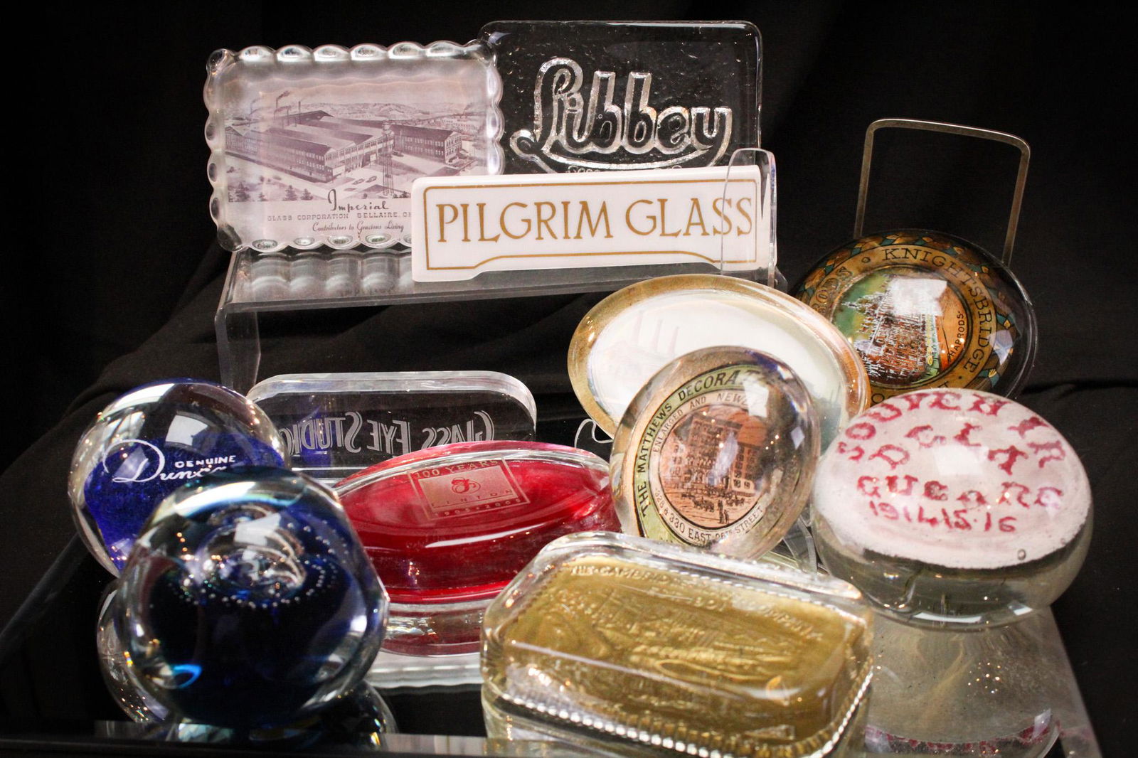 12 pc Mega Magnum Auctions Advertizing Paperweights Lot Tiffin Fenton Cambridge (1 of 10)