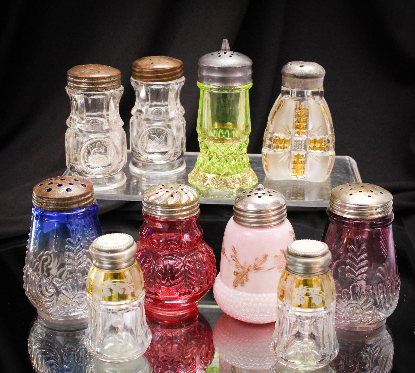 10 pc Mega Magnum Auctions Lot Victorian Salt Shakers: Great offering of a number of favorite patterns here to add to your collection of salt shakers. Take a look and you'll be glad you did. Tallest measures 3 1/2".