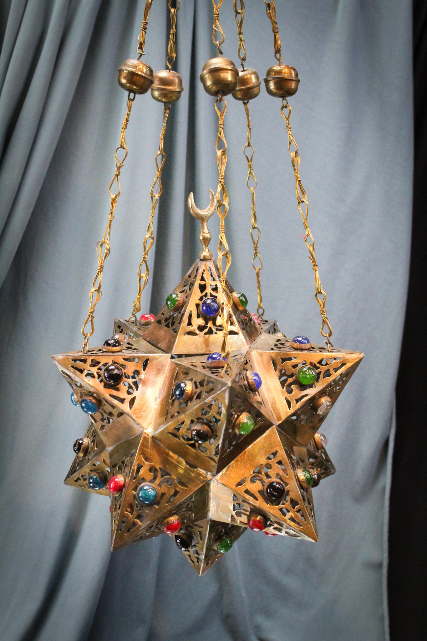 Jeweled Brass Morrocan Star Hanging Lamp Lantern: Beautiful Morrocan star form jeweled brass hanging lantern lamp. Amazing as-found piece and very ornate. Lantern measures 13 1/2" by 10 1/2" and a 25" long drop.
