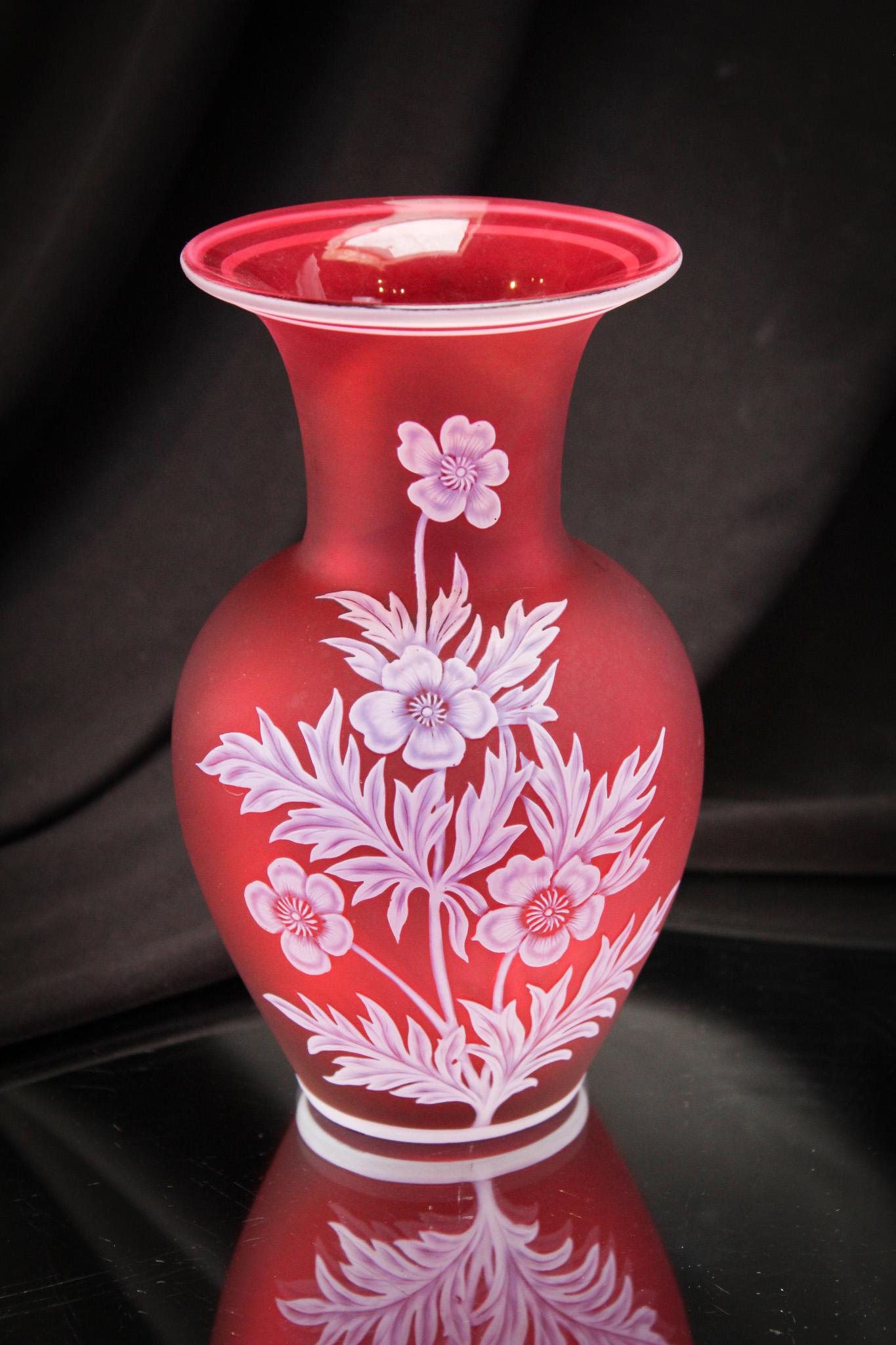Signed Webb Victorian Cranberry English Cameo Glass Vase: Highly detailed piece of signed English Webb cameo glass in cranberry. Graceful form and excellent floral design. Measures 6 1/2" tall.