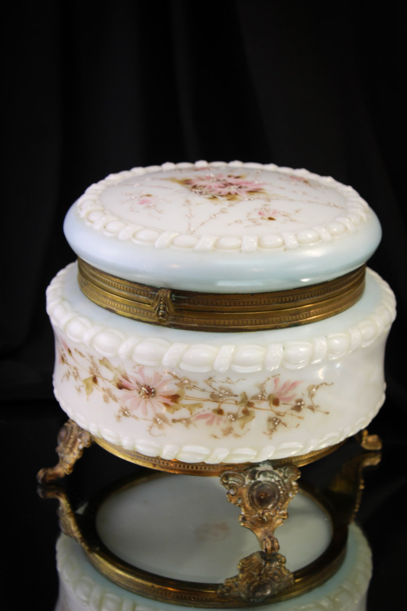 Large Wavecrest Victorian Glass Dresser Box: Gorgeous, decorated and completed by ormulu mounts, Wavecrest Victorian dresser box. Box is sizeable and measures 6" by 7 1/2". Big for you size queens out there!