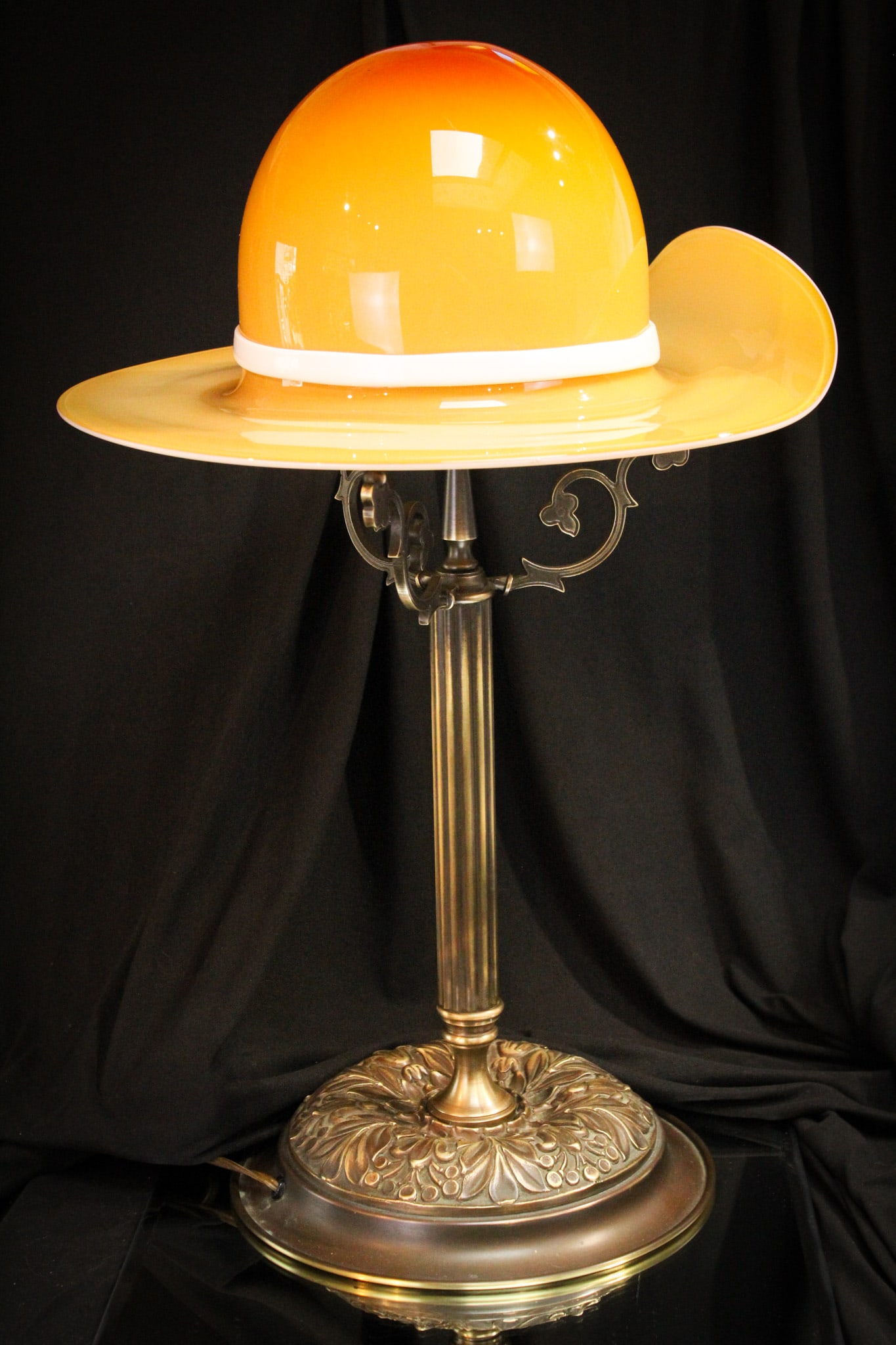 Paolo Venini Murano Art Glass Hat Lamp Auction