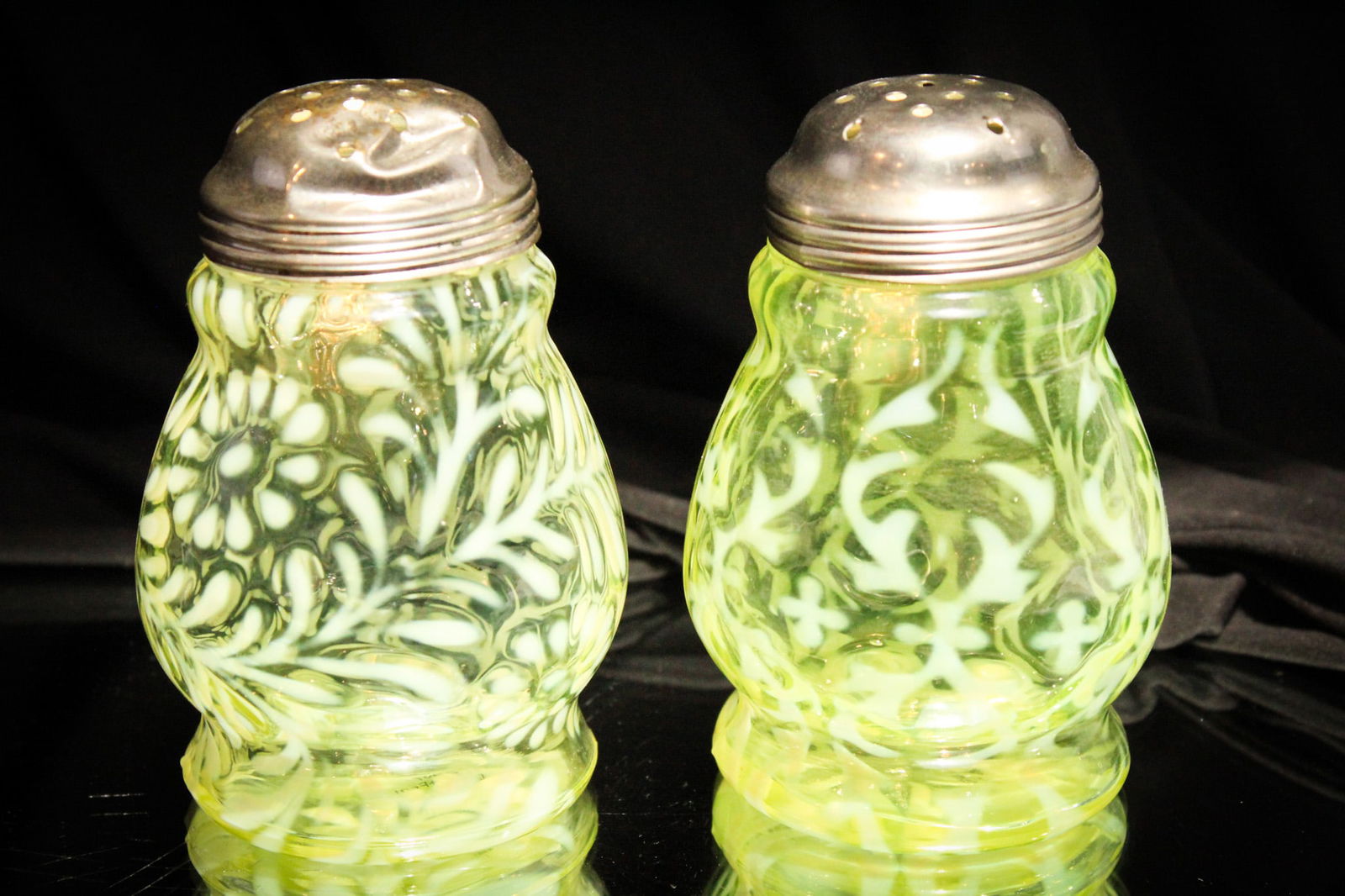2 Pc Lot Victorian Vaseline Opalescent Sugar Shakers Auction