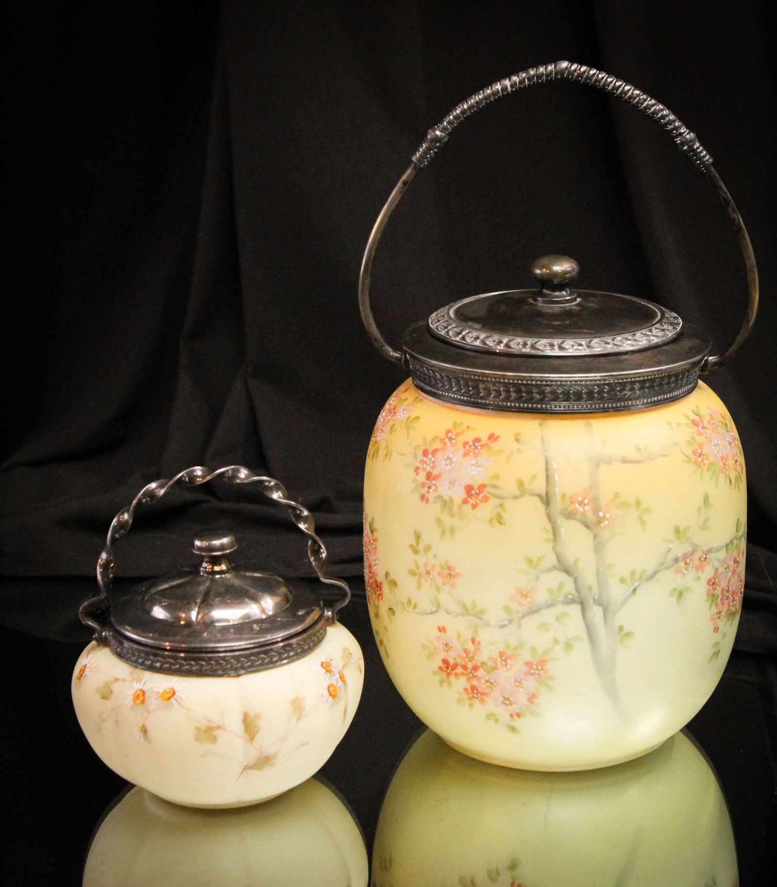 2 pc Mt. Washington & Smith Bros. Biscuit Jar & Sweetmeat: Two fine examples of Mt. Washington and Smith Bros. glass in this pairing of a biscuit jar and sweetmeat.