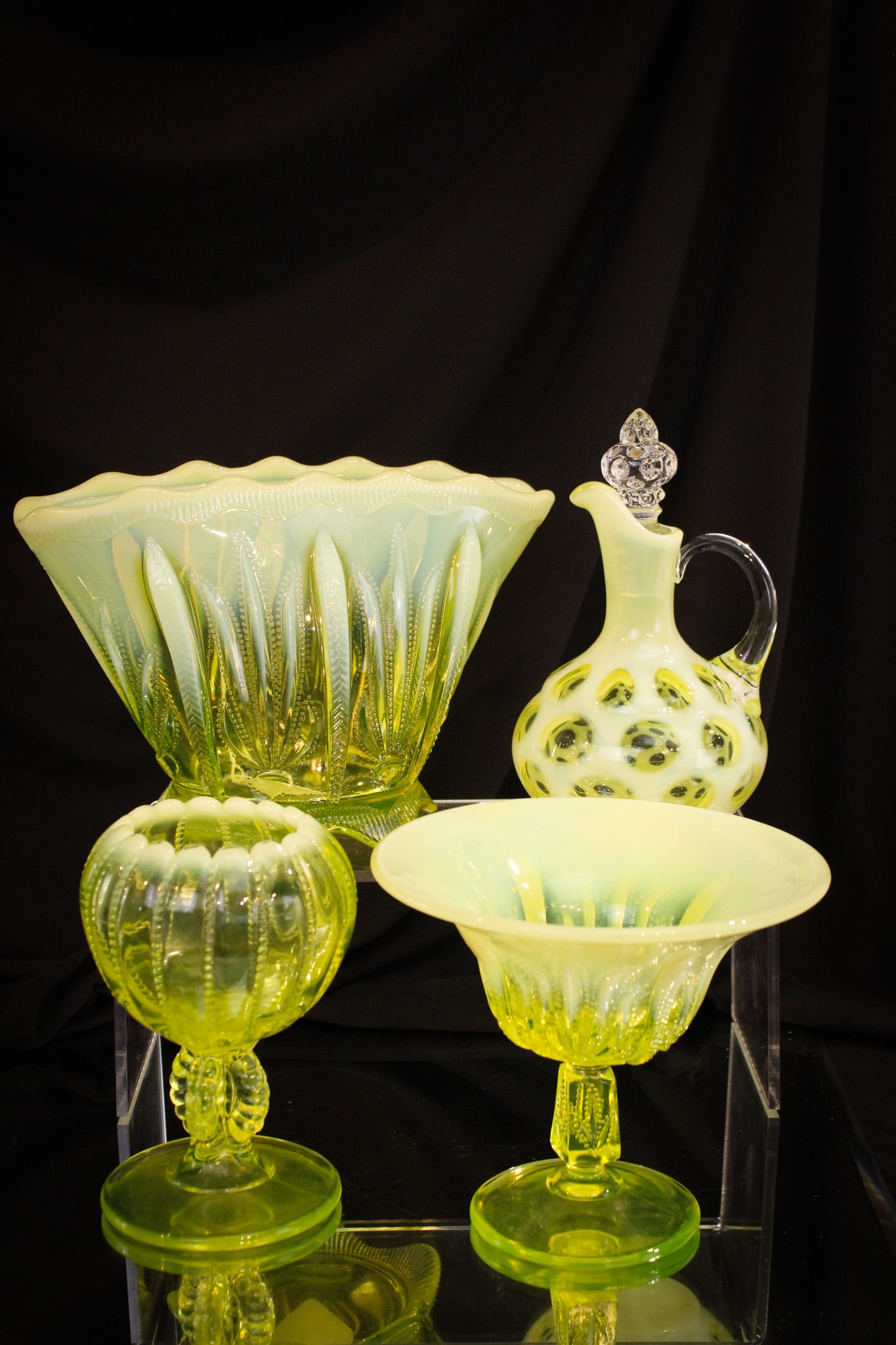 4 pc Lot Fenton Topaz Vaseline Opalescent Glass Rare Cactus & More (1 of 15)