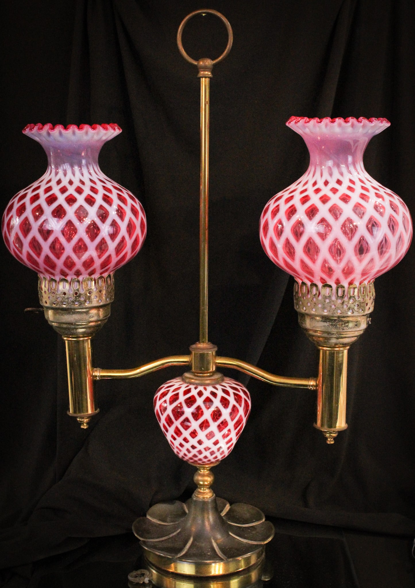 Fenton Cranberry Opalescent Lattice Art Glass Double Student Lamp (1 of 13)