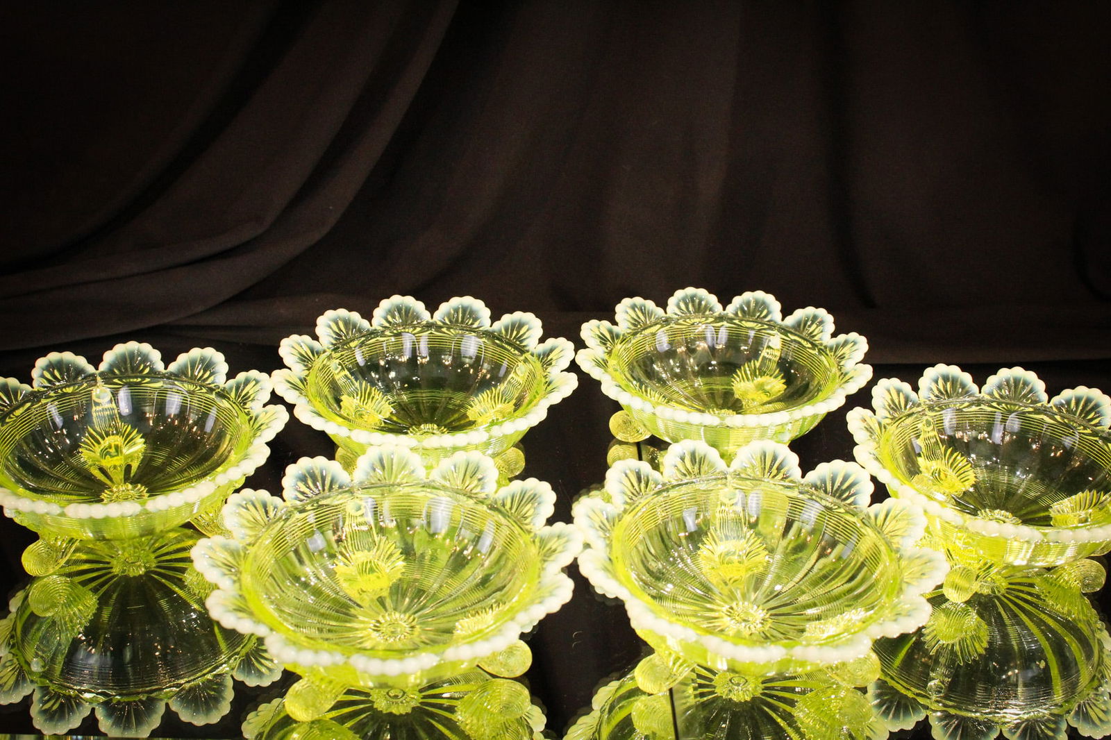 6 pc Set Northwood Vaseline Opalescent Glass Klondyke Berry Bowls (1 of 7)