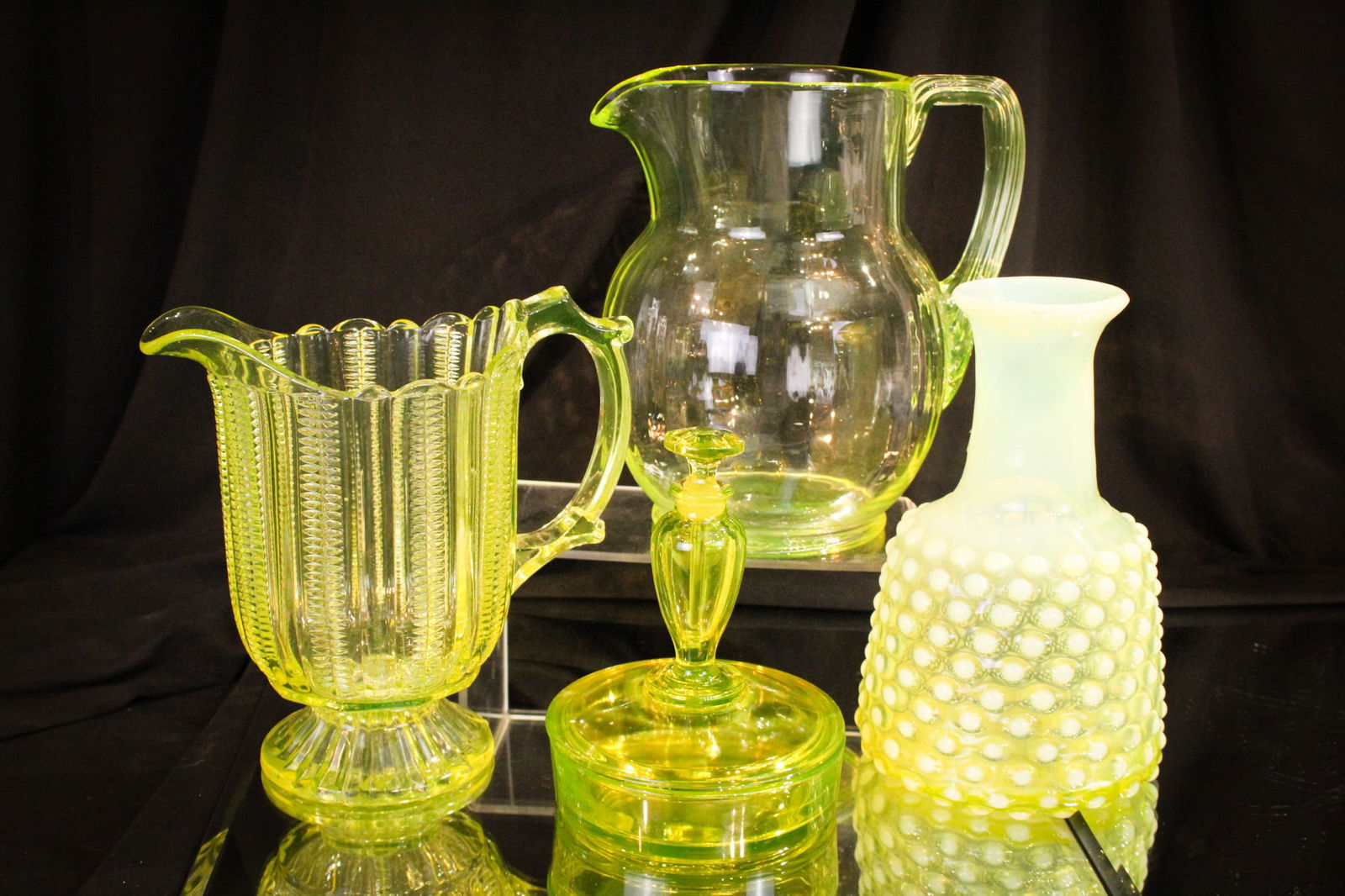 4 pc Lot Victorian & More Vaseline Glass (1 of 20)