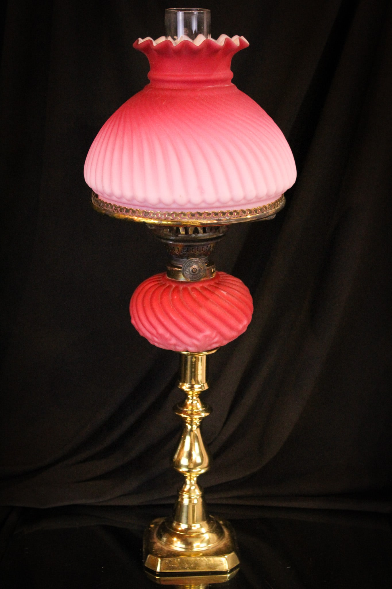 17" Pink Victorian Pink Satin Glass Peg Oil Lamp Gaudard France (1 of 17)