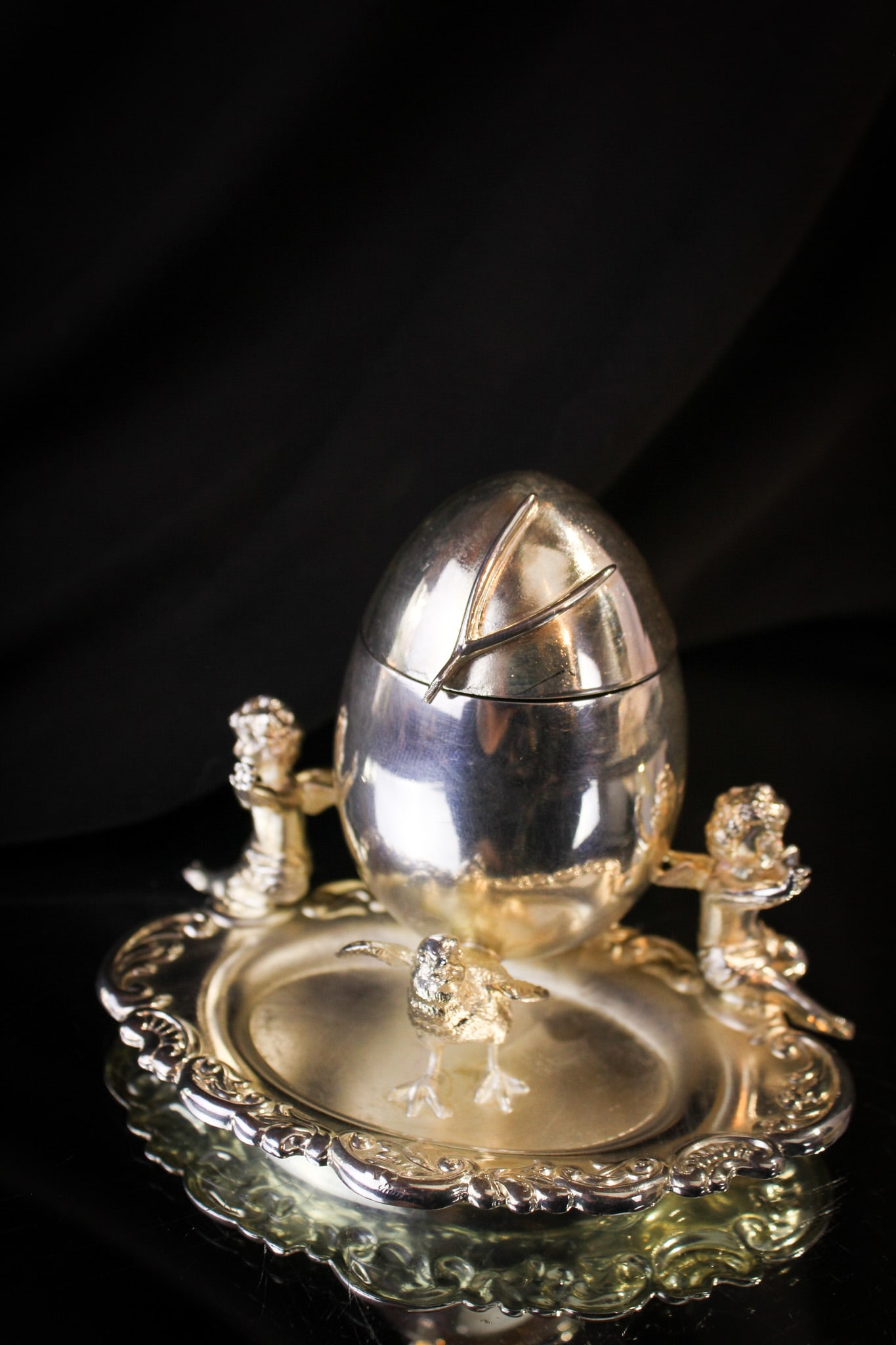 Derby Silverplate Victorian Chick & Egg Inkwell (1 of 9)