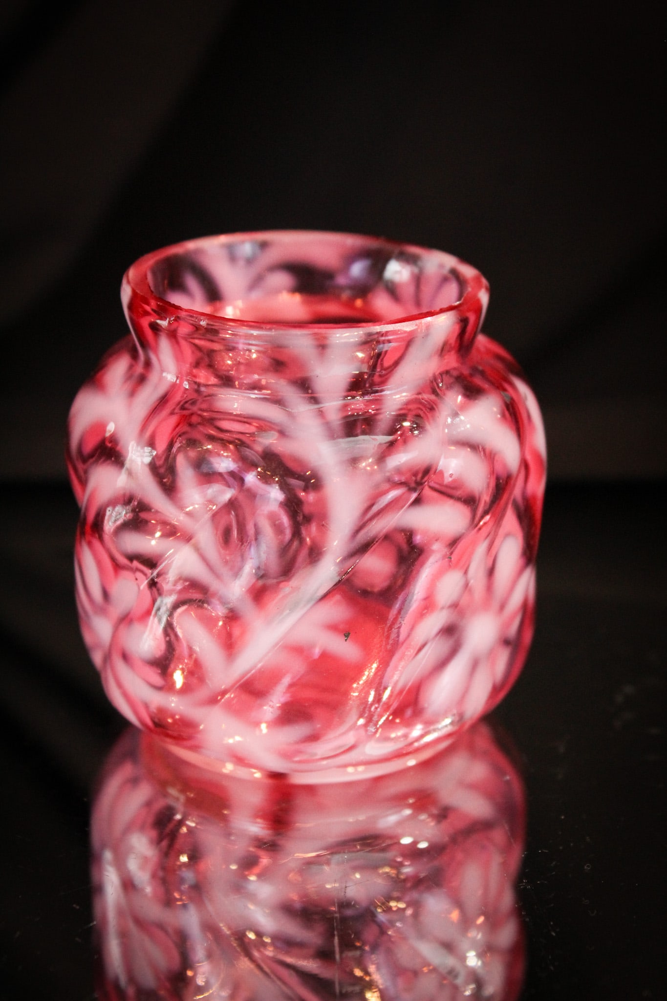 Northwood Daisy & Fern Cranberry Opalescent Toothpick (1 of 5)