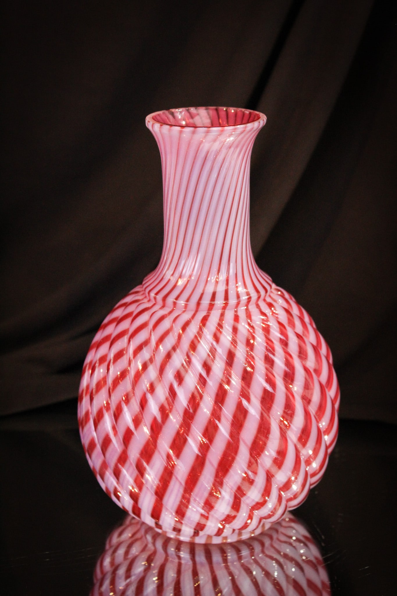 Cranberry Opalescent Reverse Swirl Victorian Water Bottle (1 of 4)