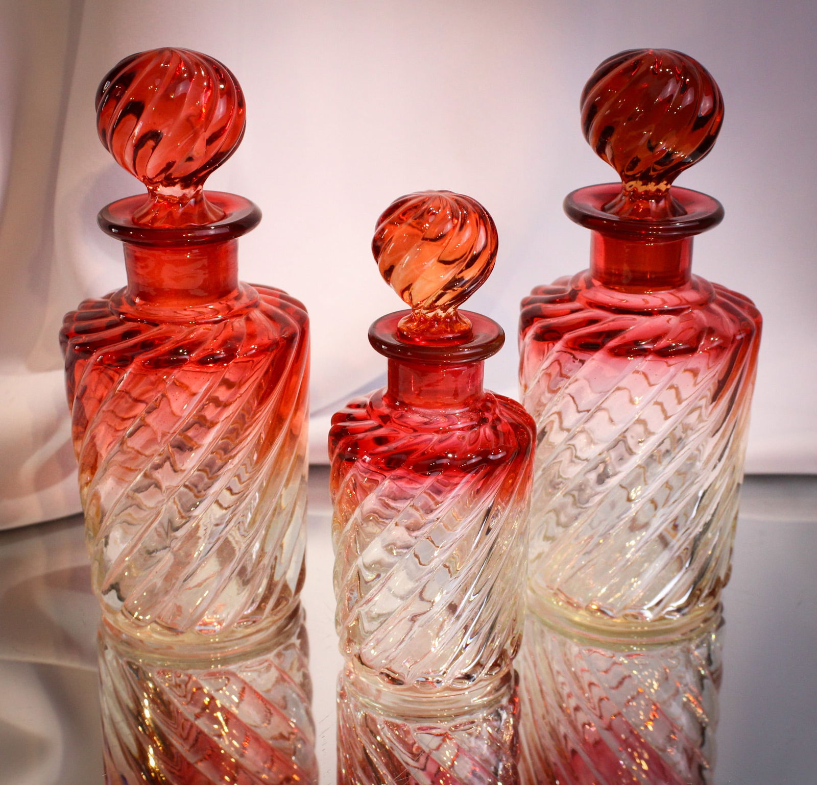 3 pc Lot Rose Tiente Baccarat France Glass Cologne Perfume Bottles (1 of 8)