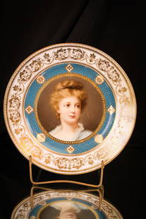 Royal Vienna Beehive Mark Portrait Plate: Attractive Royal Vienna beehive mark portrait plate. Nice example.