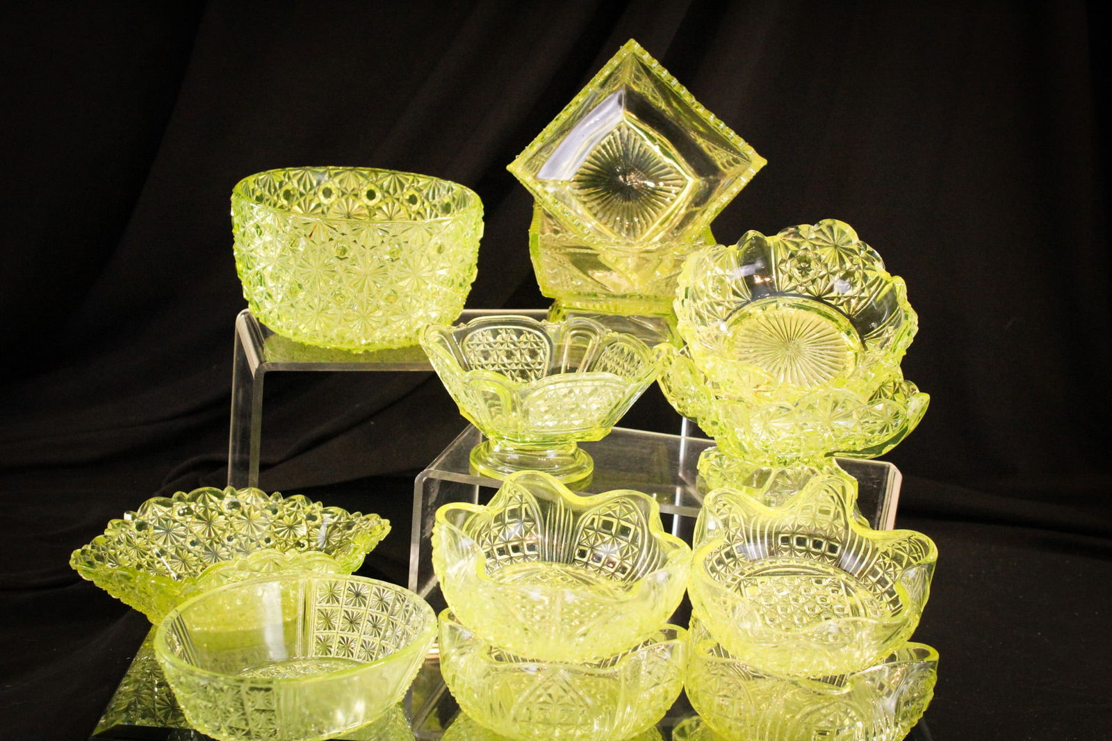 12 pc Lot Victorian Vaseline EAPG Glass (1 of 6)