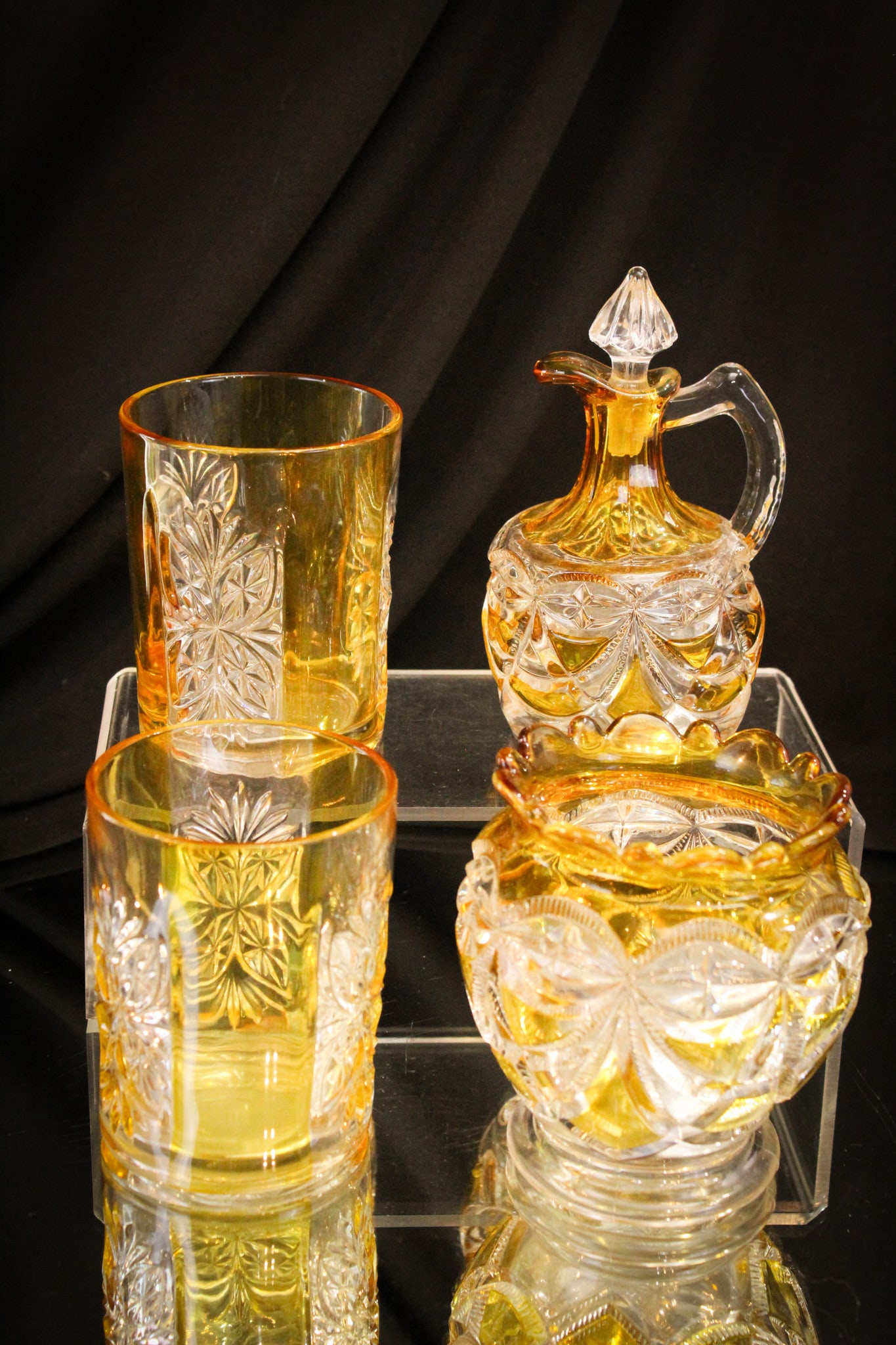 4 pc Lot Riverside Amber Stained Victorian Glass (1 of 11)