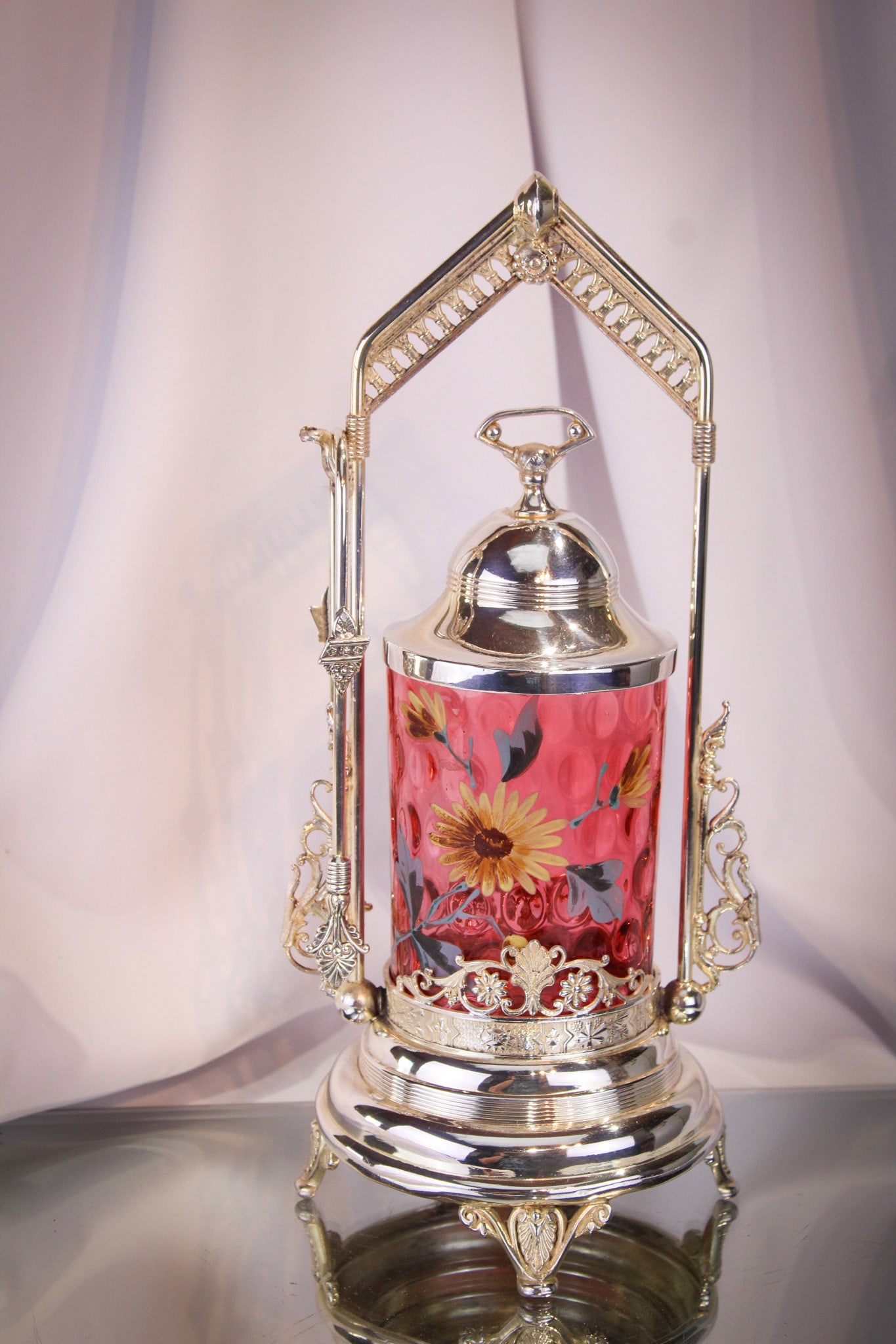 Van Bergh Silverplate Victorian Cranberry Pickle Castor (1 of 7)