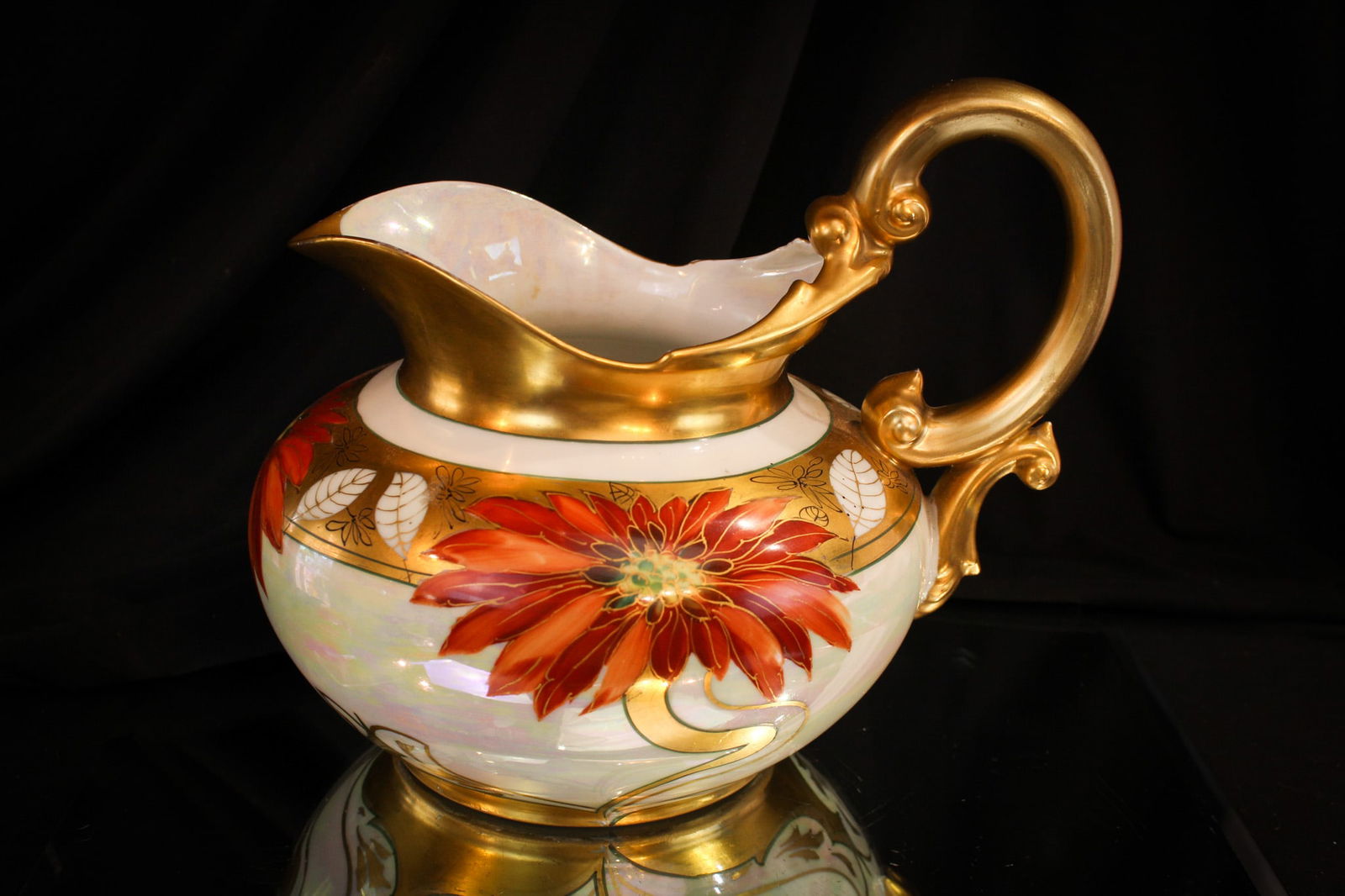 T&V Limoges Pickard Porcelain Poinsettia Water Pitcher (1 of 7)
