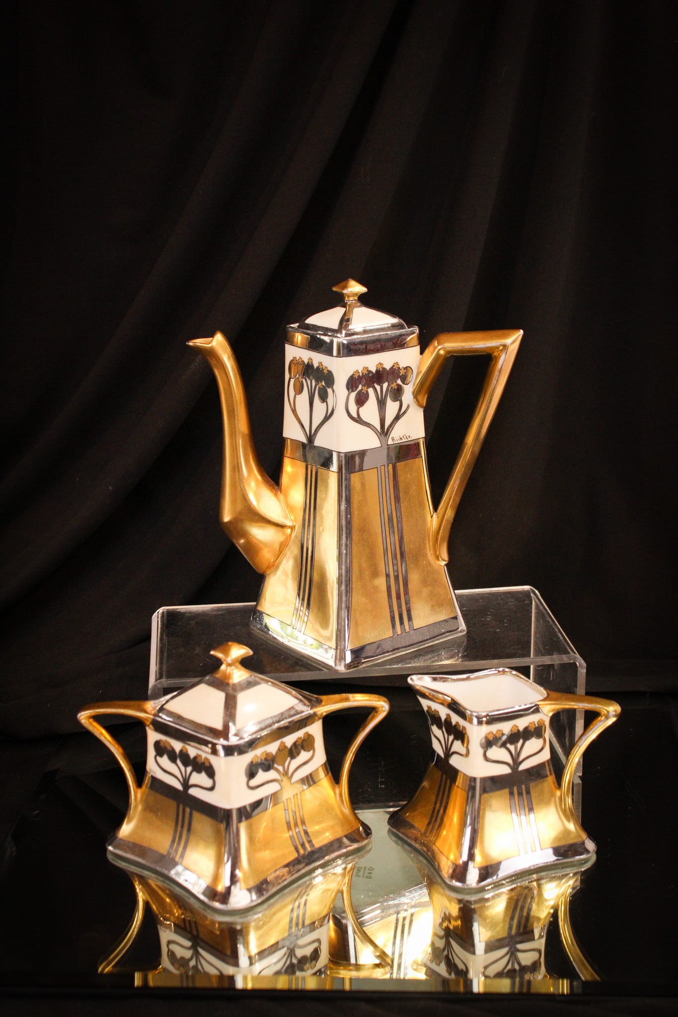 D&Co. France Pickard Aura Argenta Art Deco Porcelain Silver & Gold Tea Set (1 of 19)