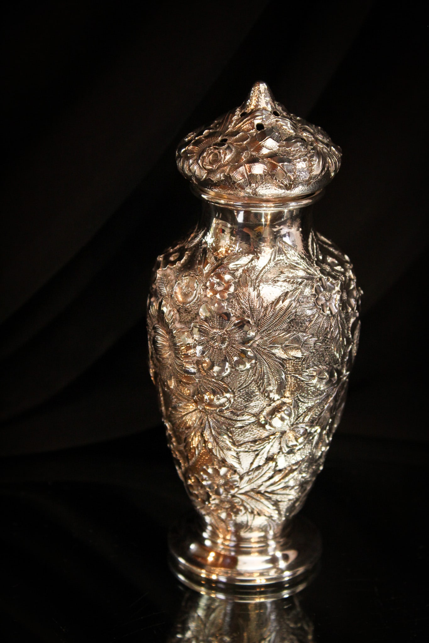 S. Kirk & Sons Sterling Repousse Muffineer (1 of 7)