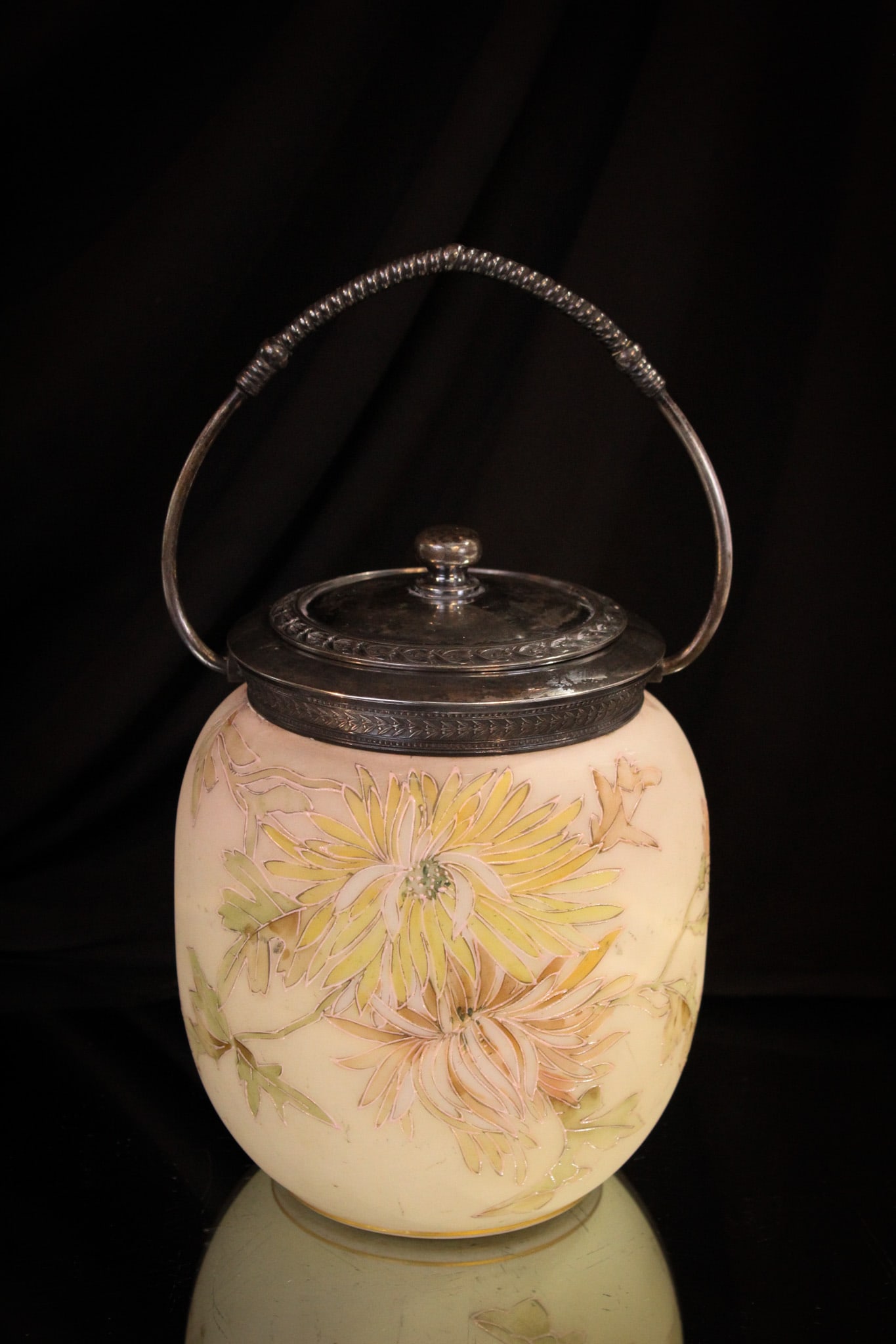 Mt. Washington Crown Milano Pairpoint Silverplate Victorian Glass Biscuit Jar (1 of 8)