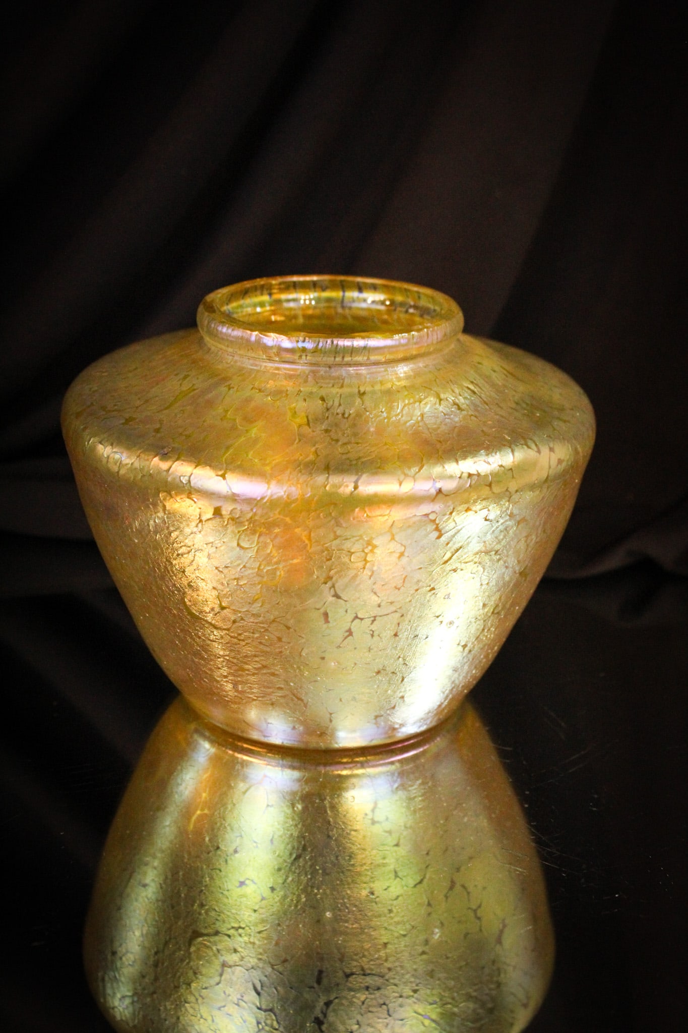 Loetz Gold Papillon Art Glass Oil Spot Vase: Quite the cutie here in this Loetz Papillon gold oil spot vase. It measures 4" tall.