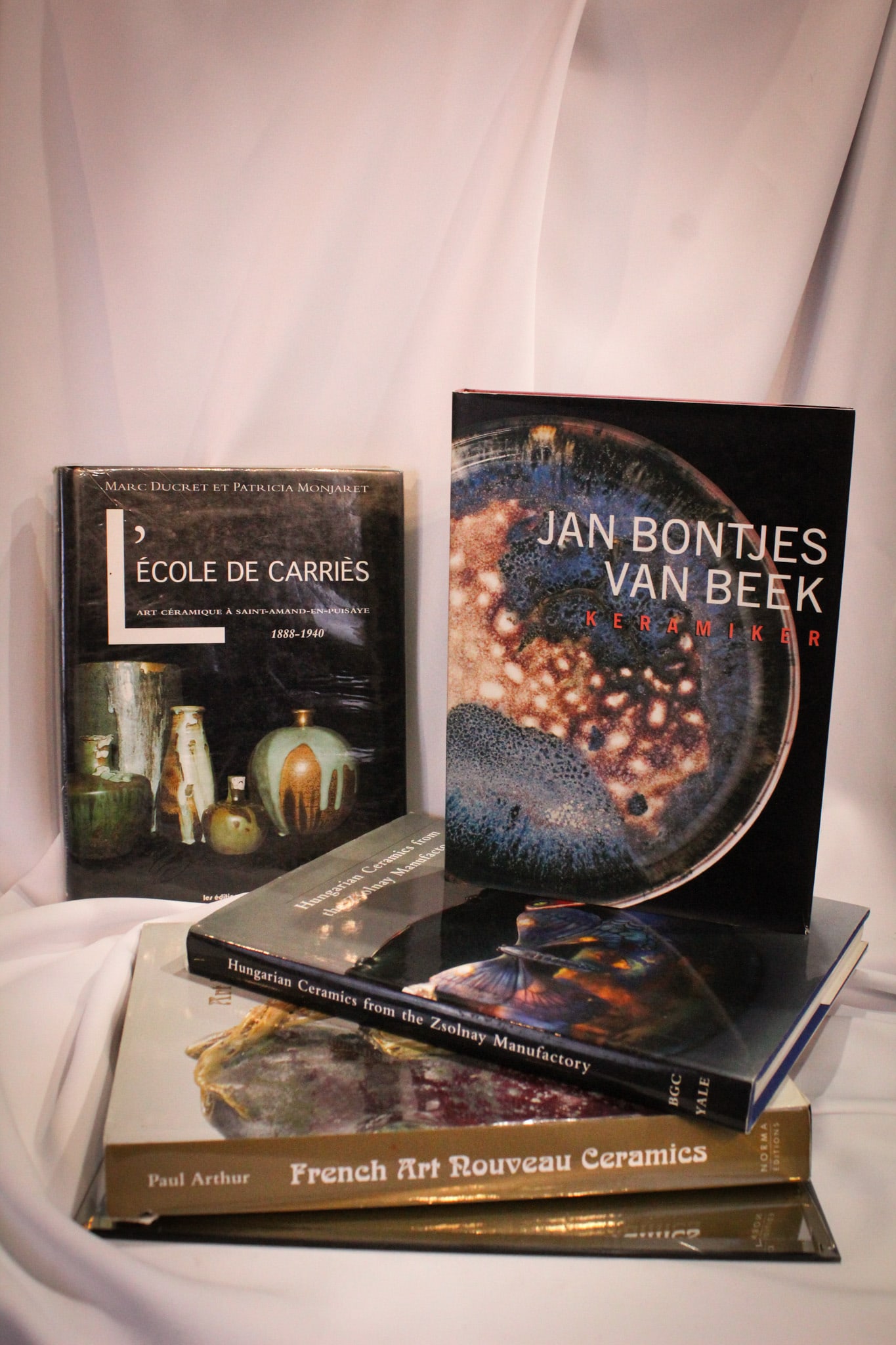 4 pc Lot Art Nouvea Ceramics Reference Books (1 of 13)