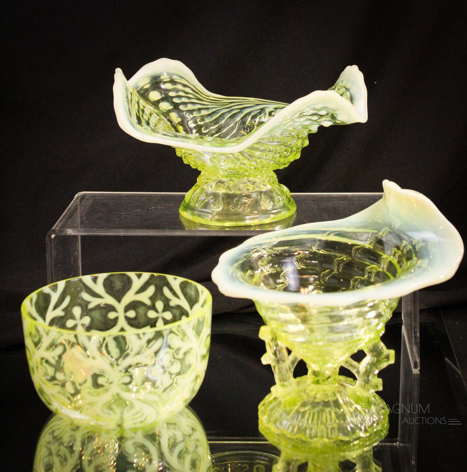 3 pc Lot Vaseline Opalescent Victorian Glass: Three nice examples of Victorian vaseline opalescent glass. Included in the grouping is a Spanish Lace pattern bowl, an argonaut shell pattern bowl, and completed by a ocean shell bowl.