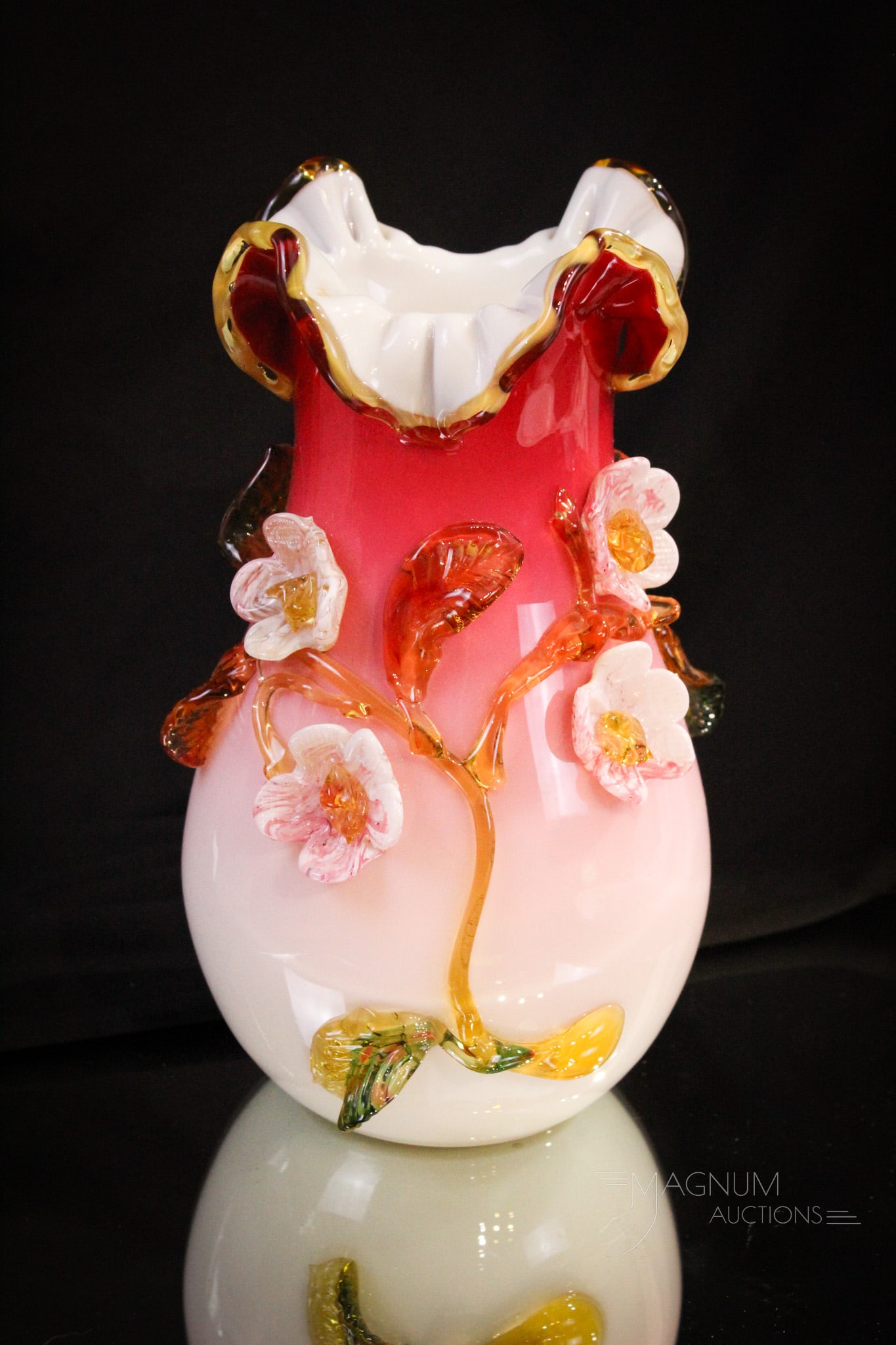 Large 9" Victorian Stevens & Williams Applied Victorian Glass Vase: Beautiful peachblow glass Victorian vase with applied flowers and foliage. Typical of Stevens & Williams glass of the Victorian era. This beauty measures 9 1/2" tall. No damage found. Nice example.