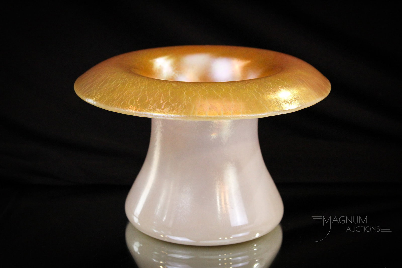 Steuben Gold Aurene Calcite Sweet Pea Vase with Original Label: Highly desired Steuben aurene on calcite sweet pea vase complete with original paper label. Measures 4 1/2" tall, 7" diameter.